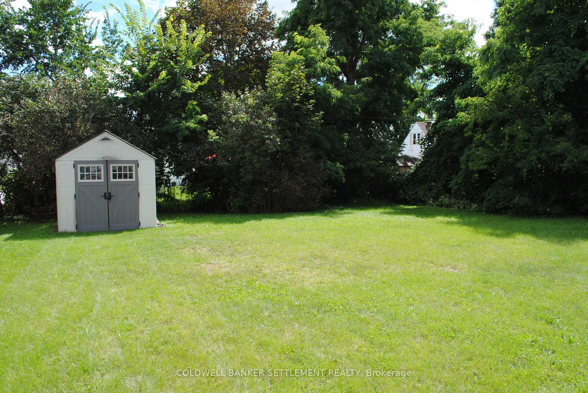 Photo 6 of 48 Pine Street, Smiths Falls, Smiths Falls — HOMEH