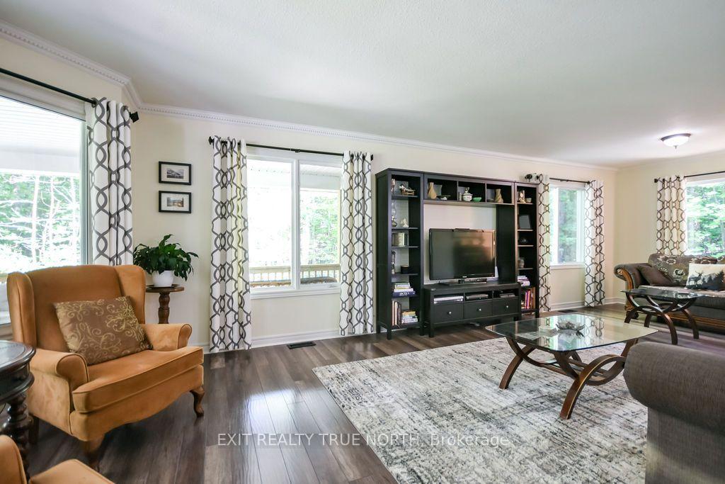 Photo 8 of 3889 Baseline Road, Springwater, Rural Springwater — HOMEH