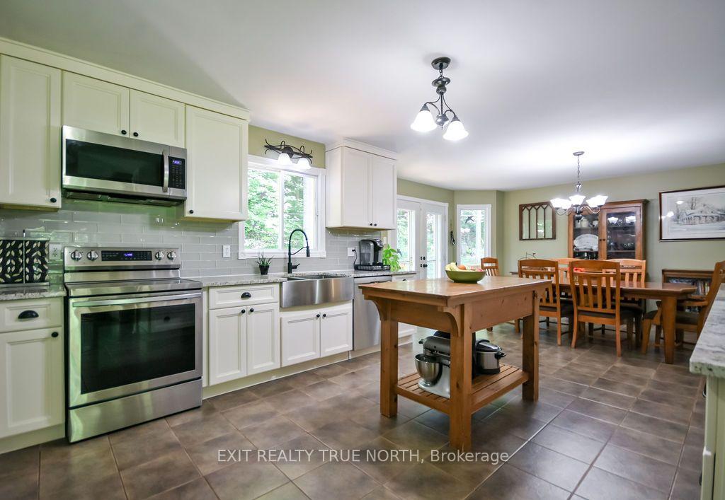 Photo 10 of 3889 Baseline Road, Springwater, Rural Springwater — HOMEH