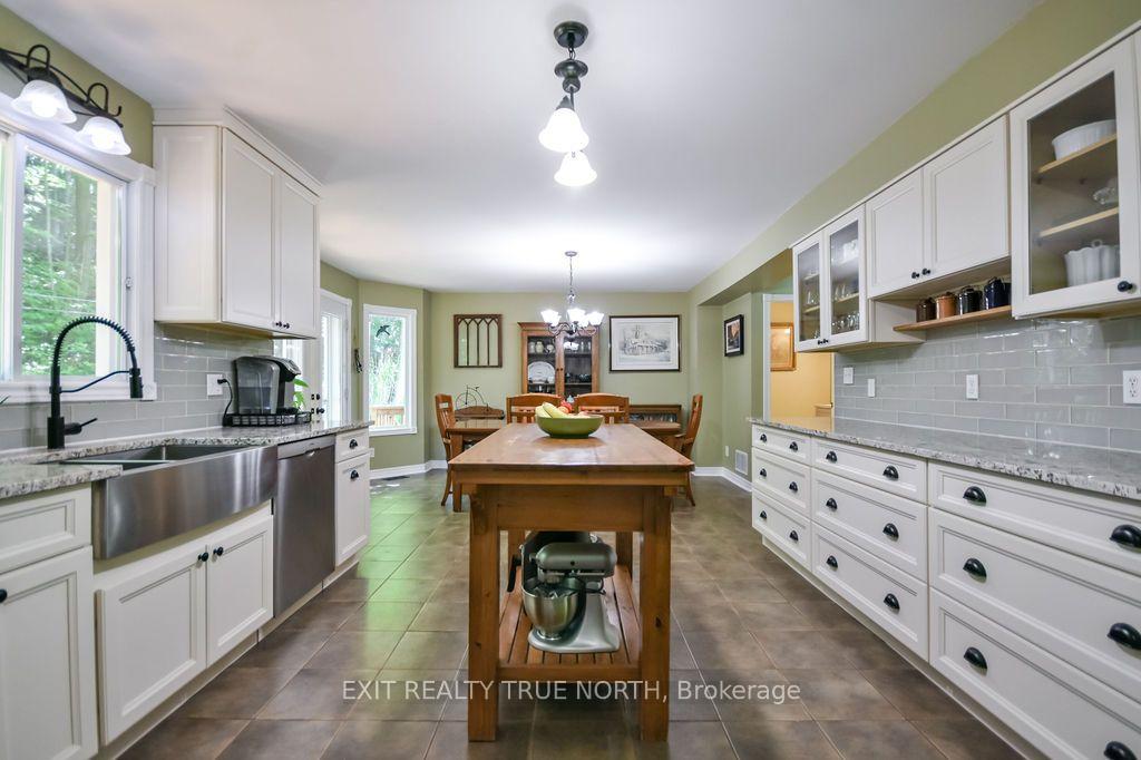 Photo 11 of 3889 Baseline Road, Springwater, Rural Springwater — HOMEH