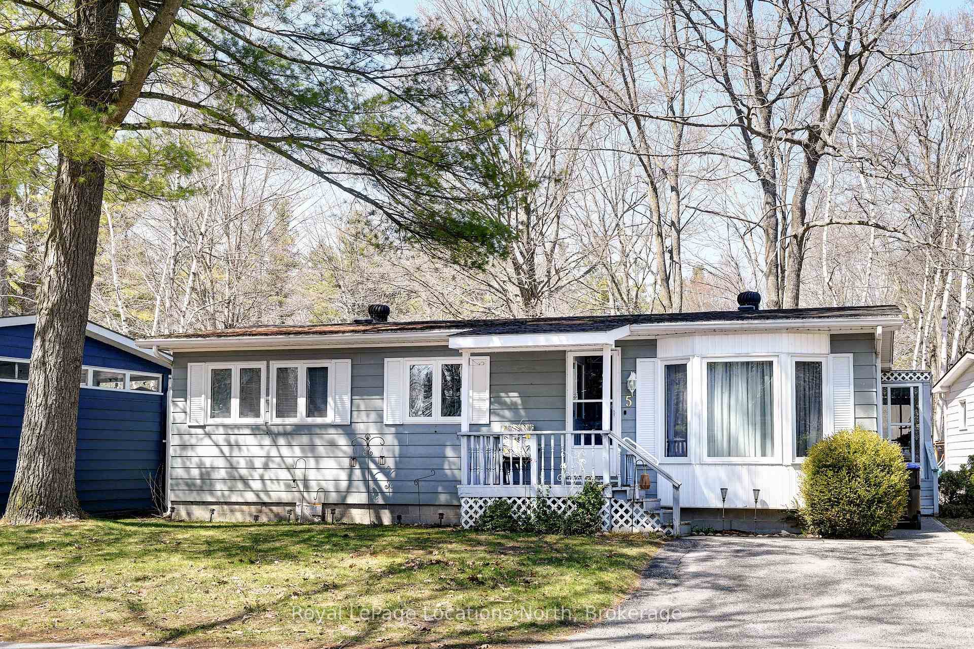 Photo 1 of 5 Murray Drive, Wasaga Beach — HOMEH