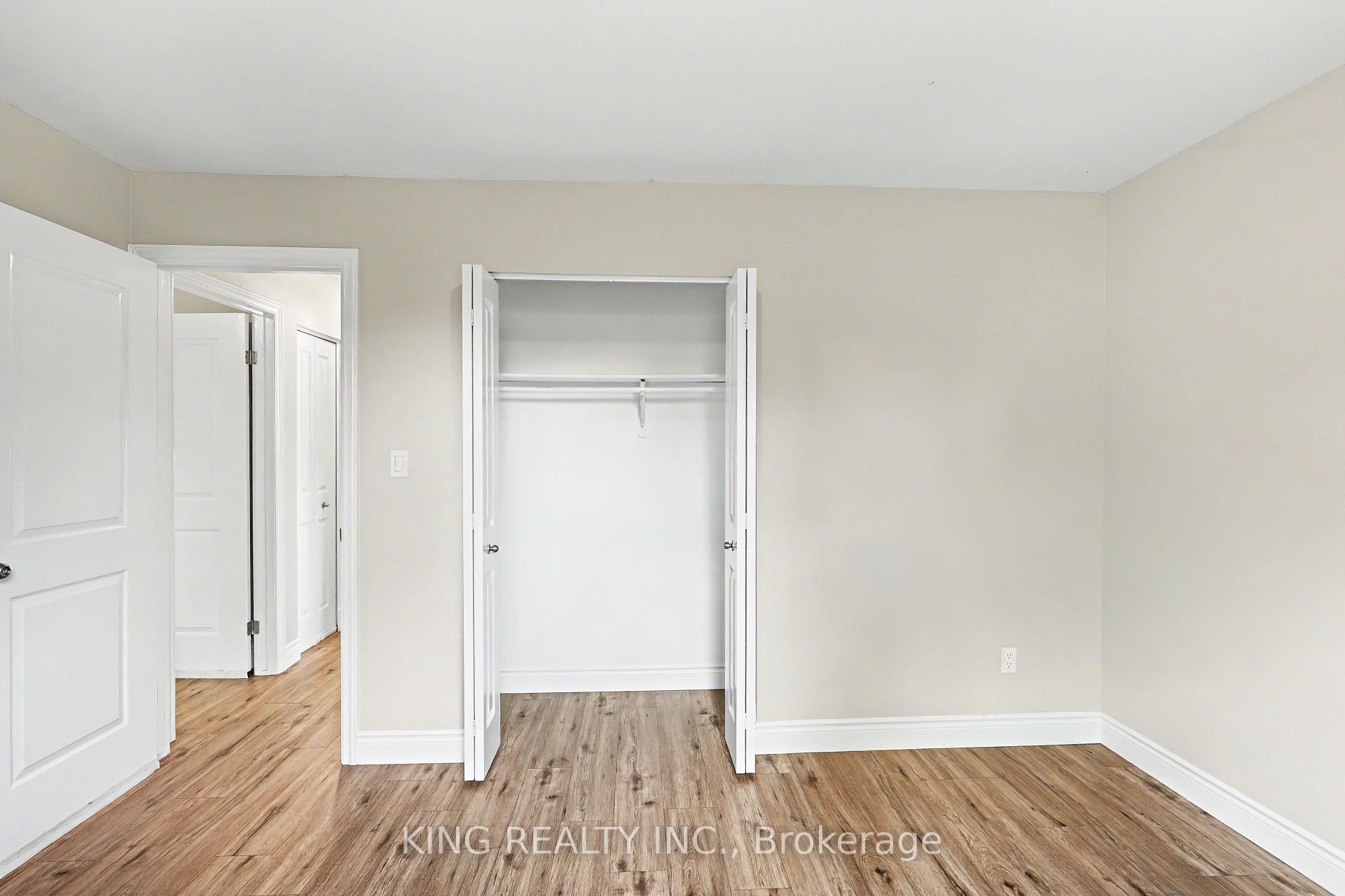 Photo 17 of 287 Portsmouth Crescent E, London, East I — HOMEH