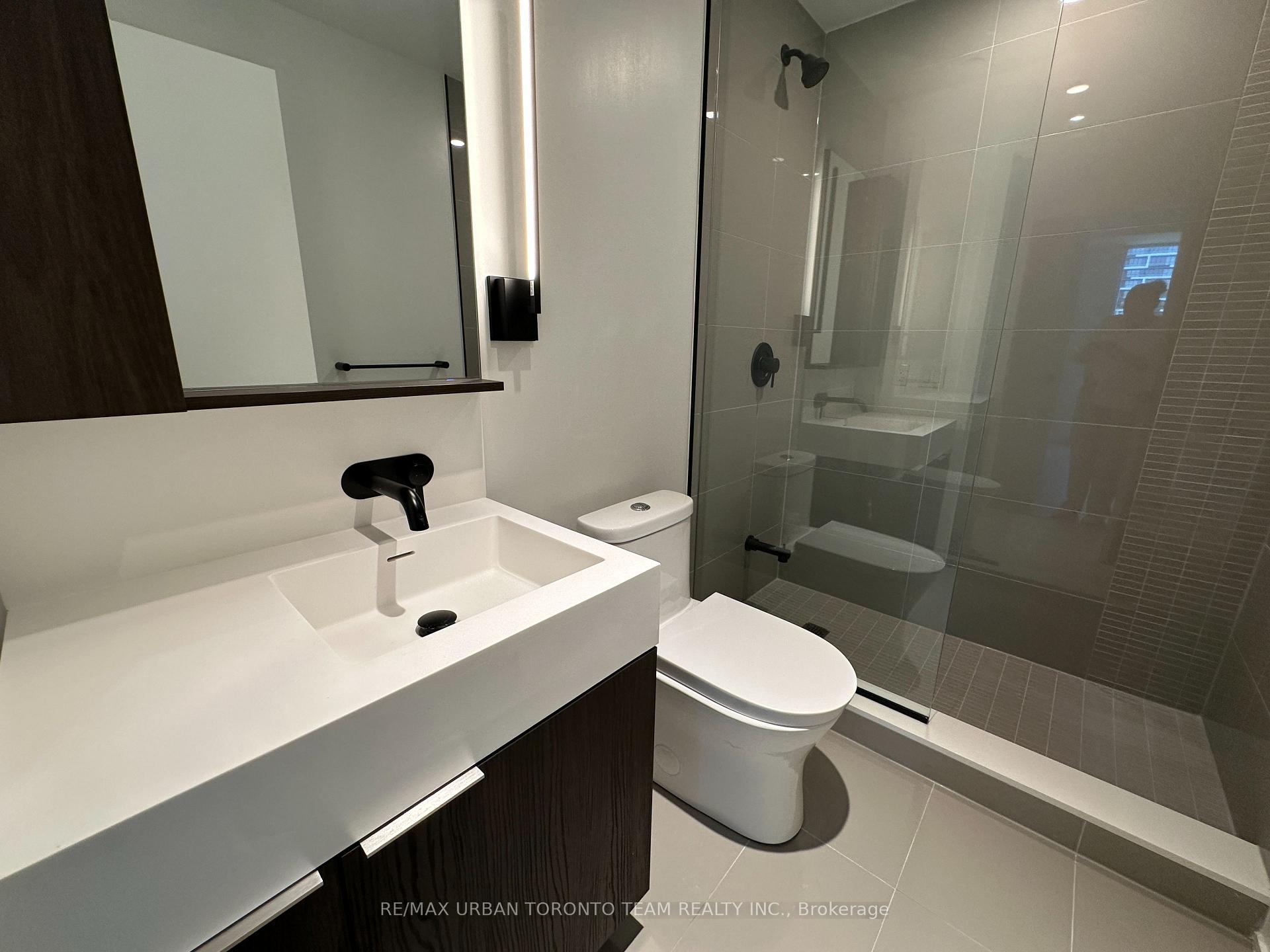 Photo 11 of Unit 805, 127 Broadway Avenue, Toronto, Mount Pleasant West — HOMEH