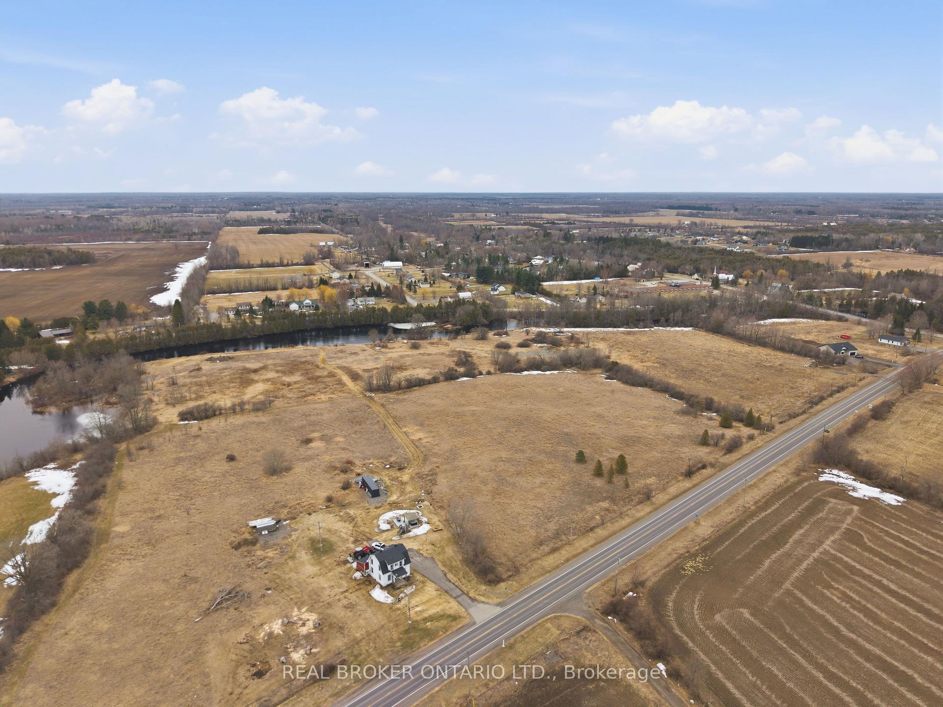 Photo 9 of 1718 County 18 Road, North Grenville, North Grenville Twp (Kemptville South) — HOMEH