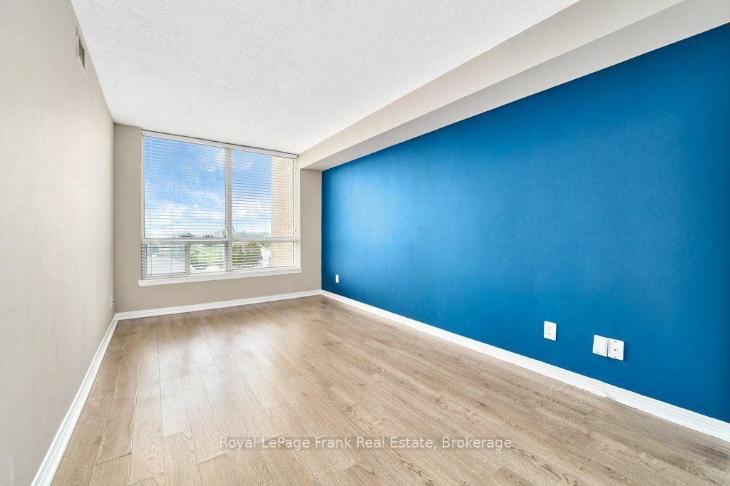 Photo 26 of Unit 806, 711 Rossland Road E, Whitby, Pringle Creek — HOMEH