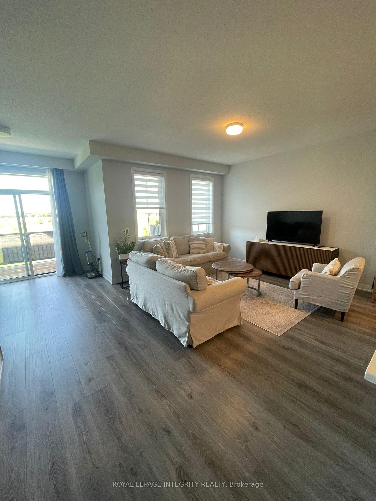 Photo 5 of 347 Parallax Private, Ottawa, Barrhaven - Half Moon Bay — HOMEH