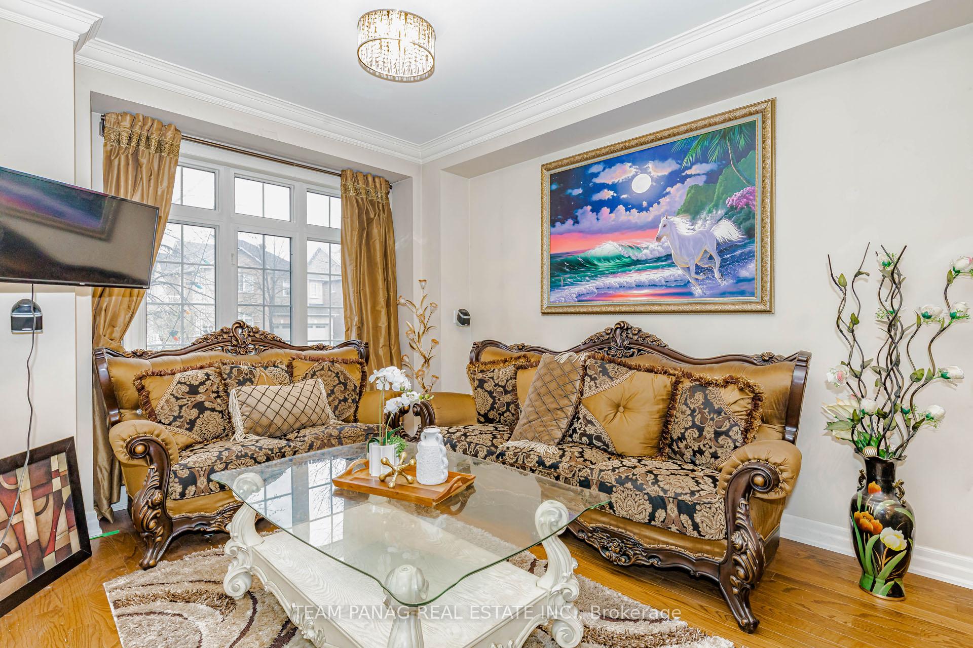 Photo 7 of 19 Valleycreek Drive, Brampton, Bram East — HOMEH