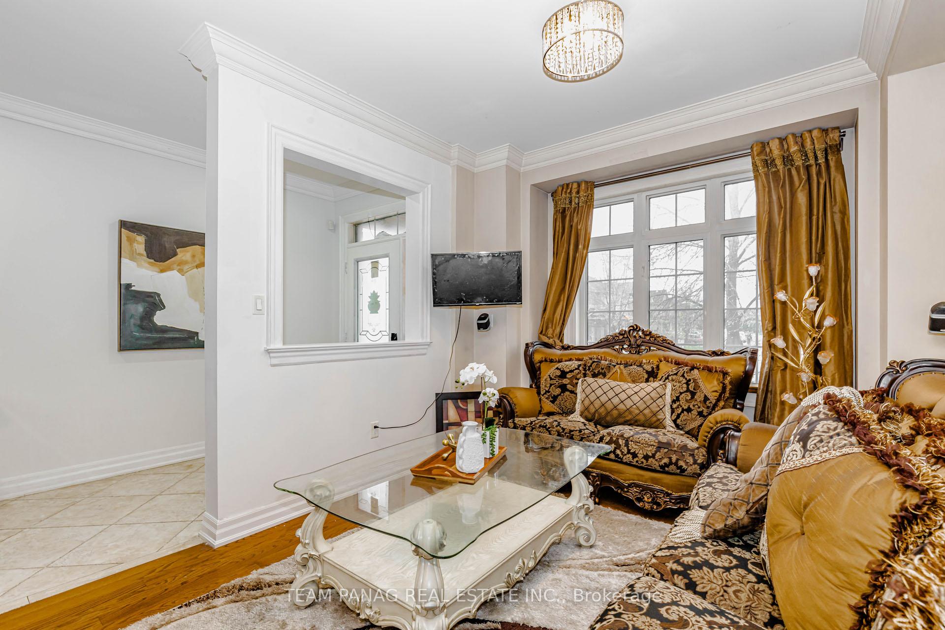 Photo 8 of 19 Valleycreek Drive, Brampton, Bram East — HOMEH