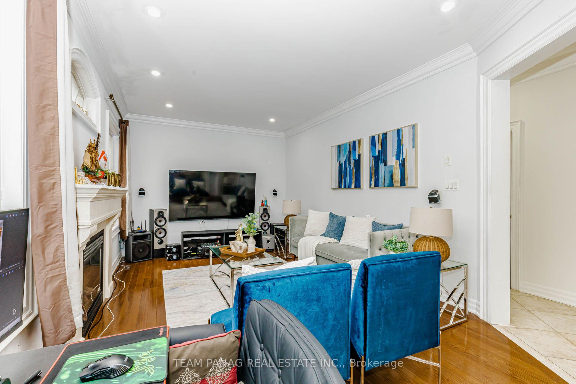 Photo 14 of 19 Valleycreek Drive, Brampton, Bram East — HOMEH
