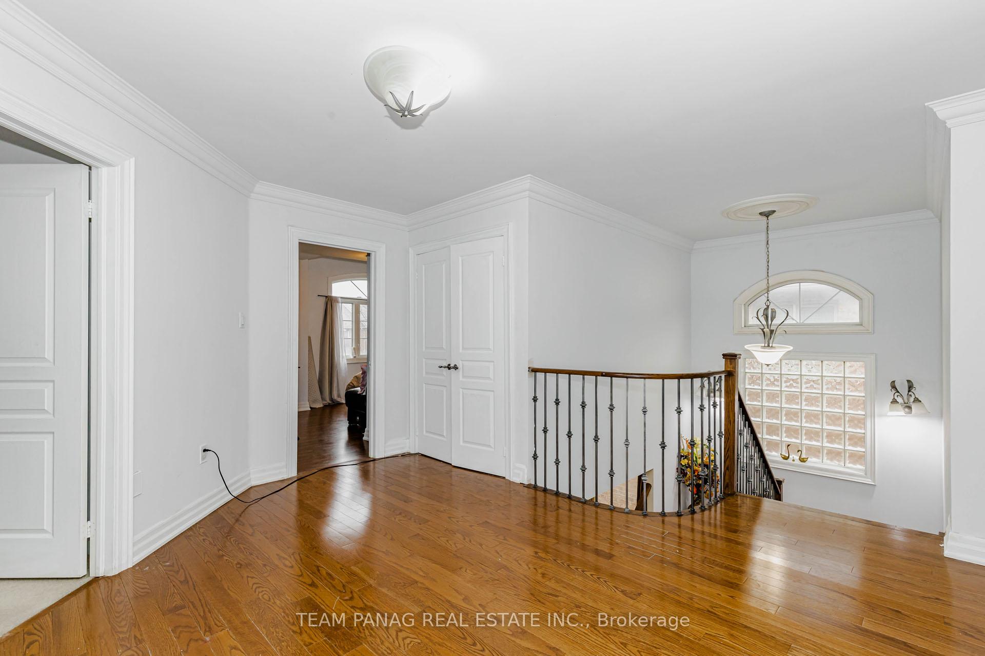 Photo 16 of 19 Valleycreek Drive, Brampton, Bram East — HOMEH