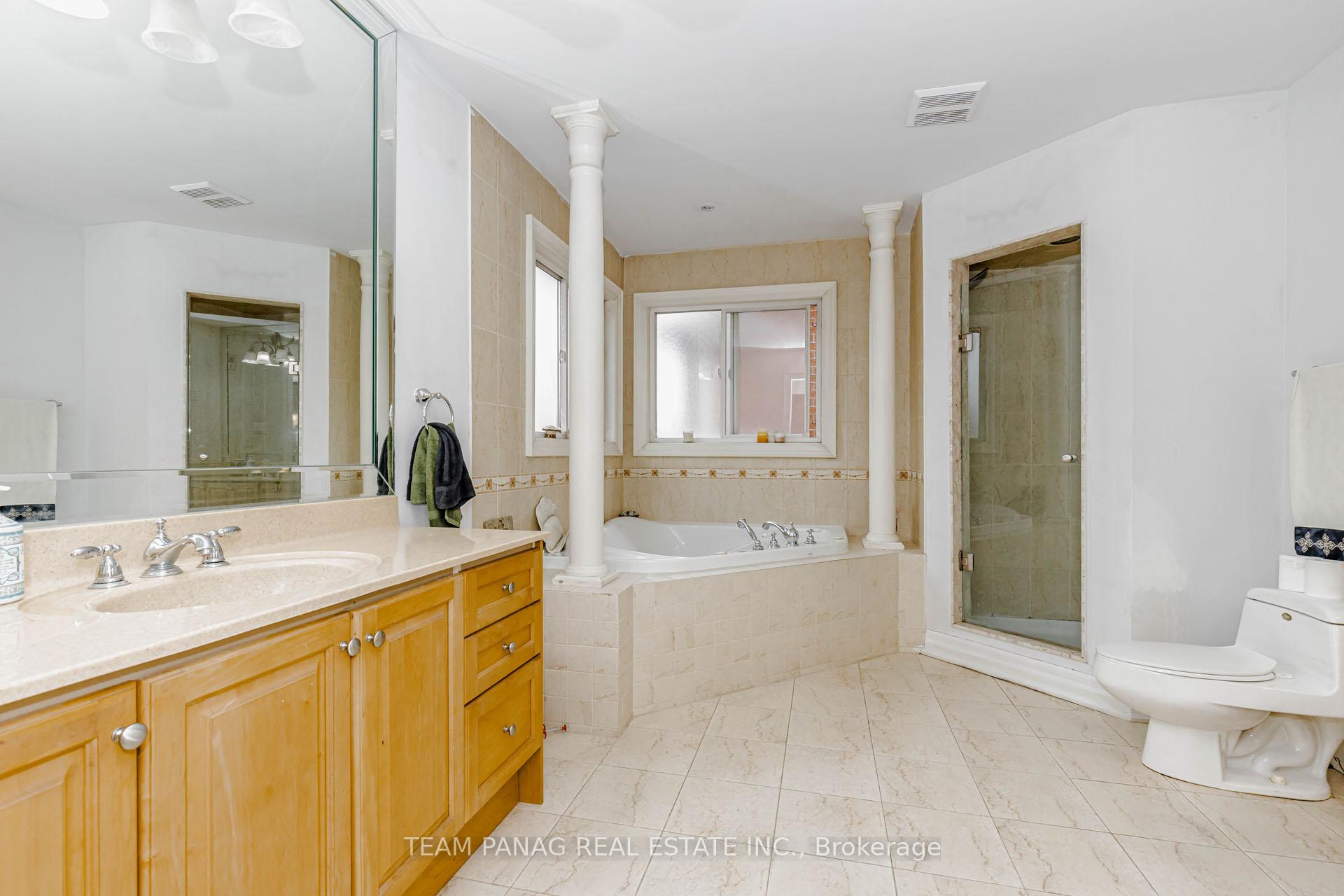 Photo 20 of 19 Valleycreek Drive, Brampton, Bram East — HOMEH