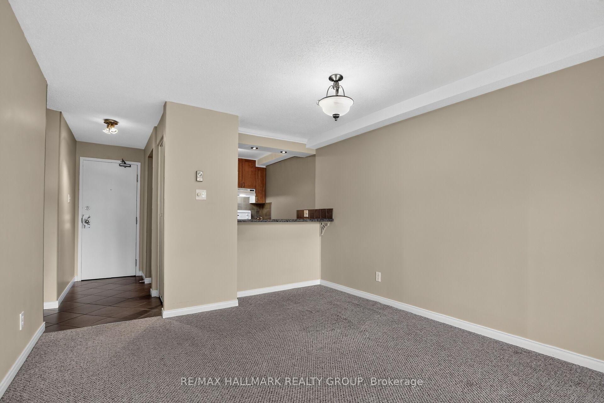 Photo 6 of Unit 306, 6470 Bilberry Drive, Ottawa, Orleans Wood — HOMEH
