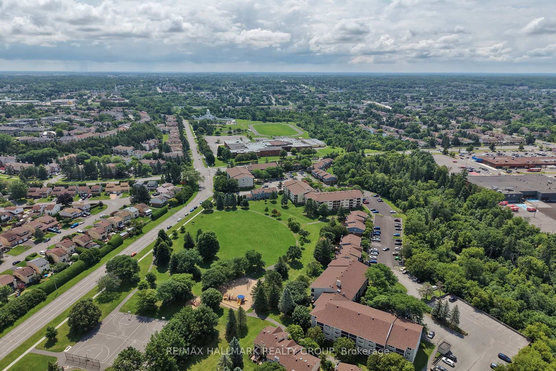 Photo 37 of Unit 306, 6470 Bilberry Drive, Ottawa, Orleans Wood — HOMEH
