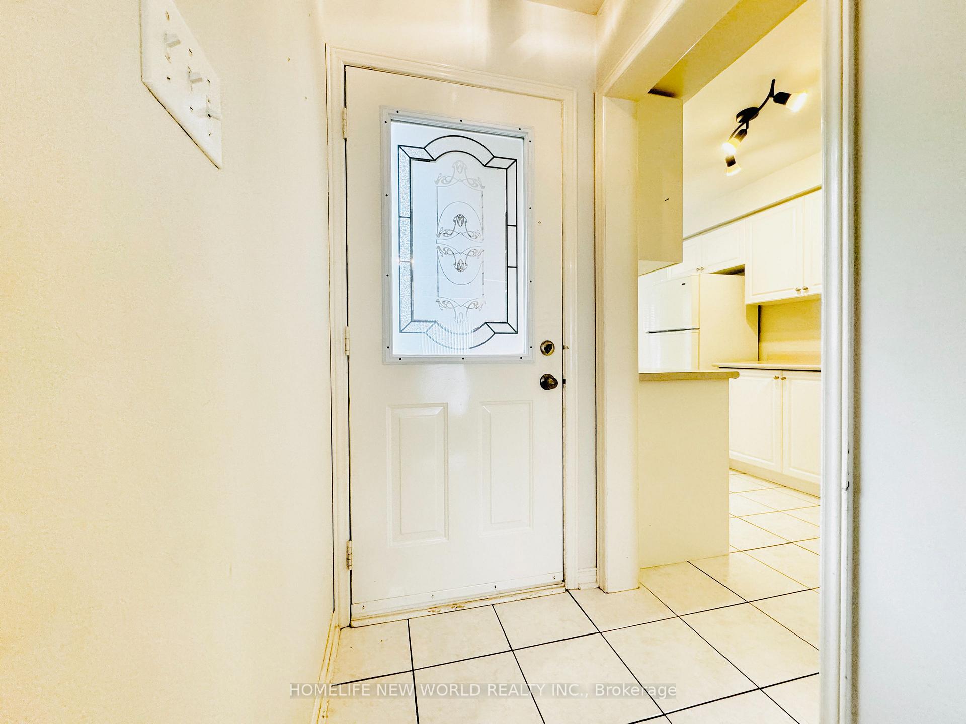 Photo 8 of 89 Warren Bradley Street, Markham, Berczy — HOMEH