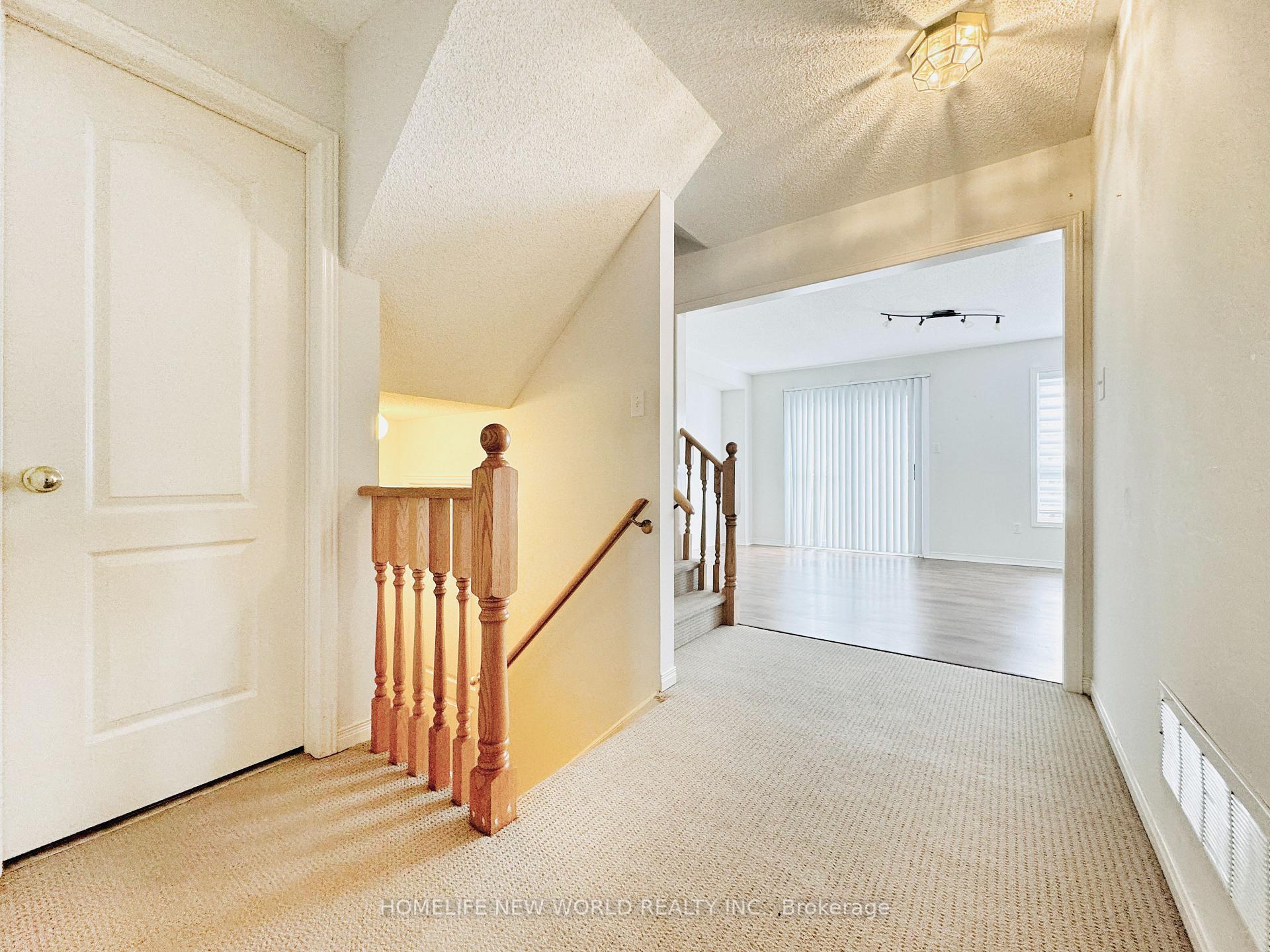 Photo 17 of 89 Warren Bradley Street, Markham, Berczy — HOMEH