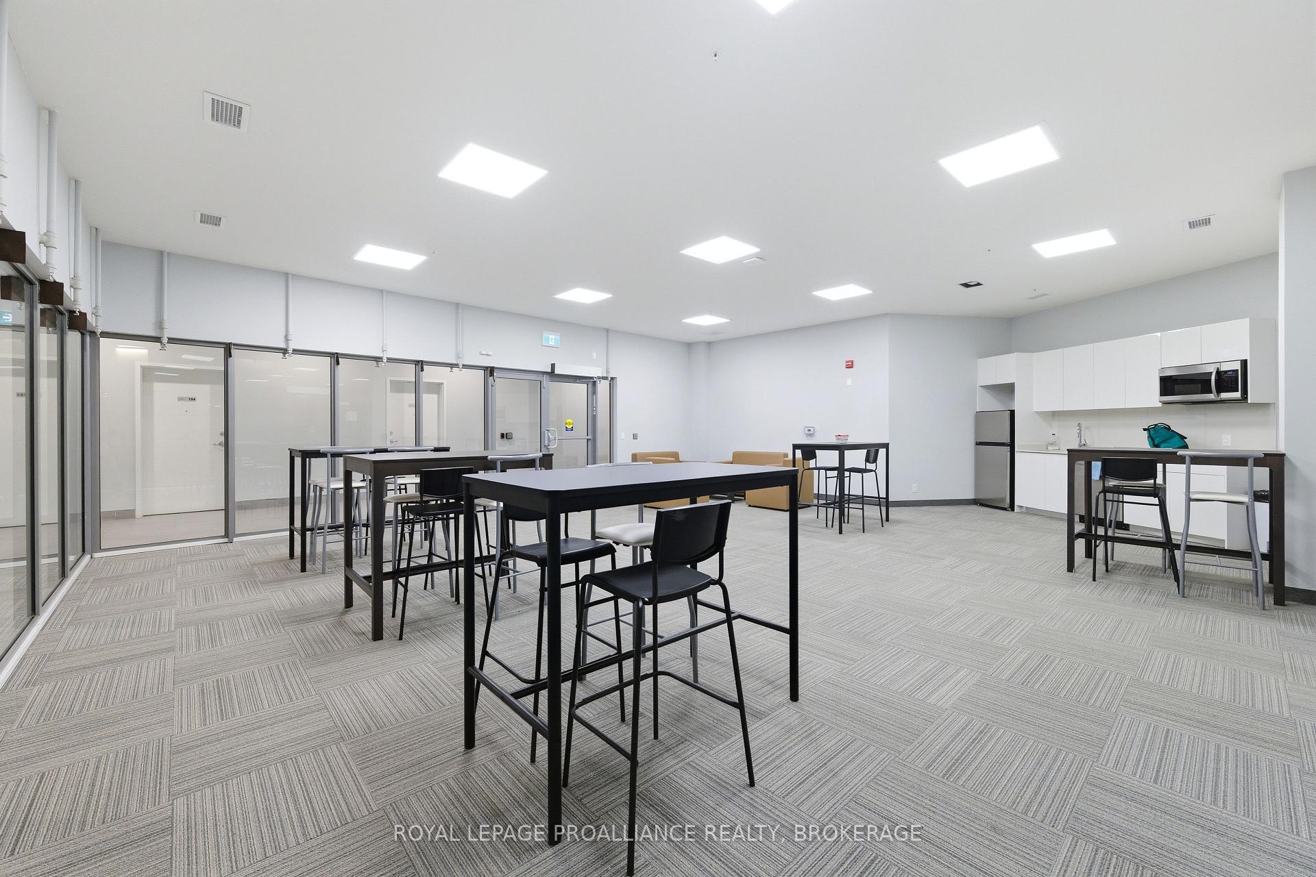 Photo 21 of Unit 425, 652 Princess Street, Kingston, Central City East — HOMEH