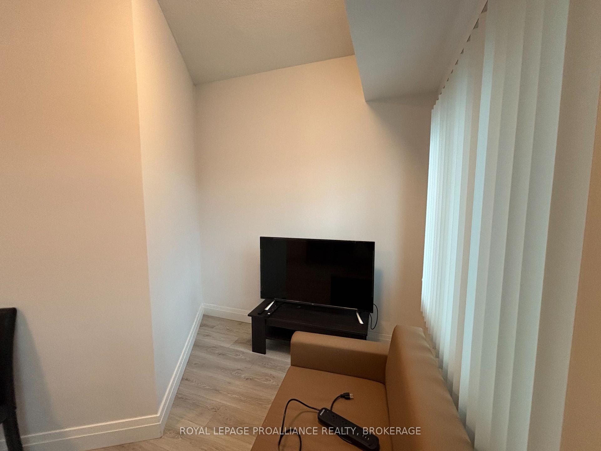 Photo 22 of Unit 425, 652 Princess Street, Kingston, Central City East — HOMEH