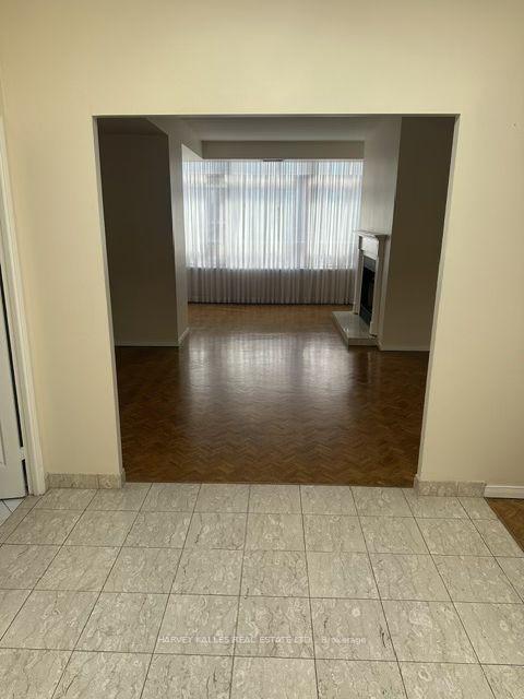 Photo 3 of Unit PH4, 18 Lower Village Gate, Toronto, Forest Hill South — HOMEH