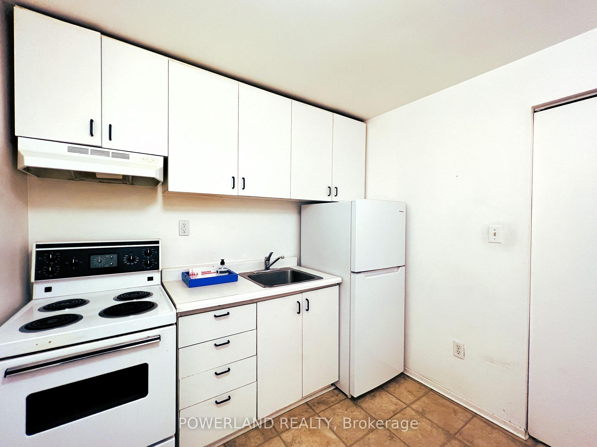 Photo 12 of Unit Apt #1, 202 Prospect Street, Newmarket, Central Newmarket — HOMEH