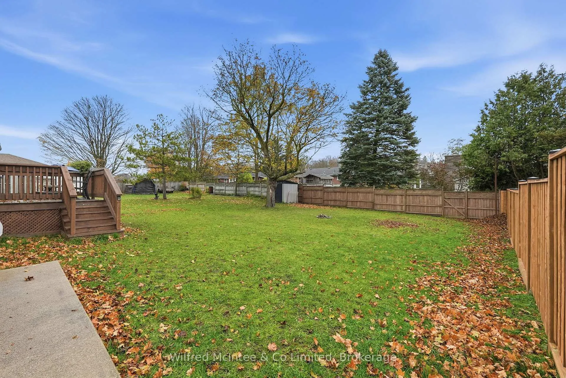 Photo 4 of 856 York Avenue N, North Perth, Listowel — HOMEH