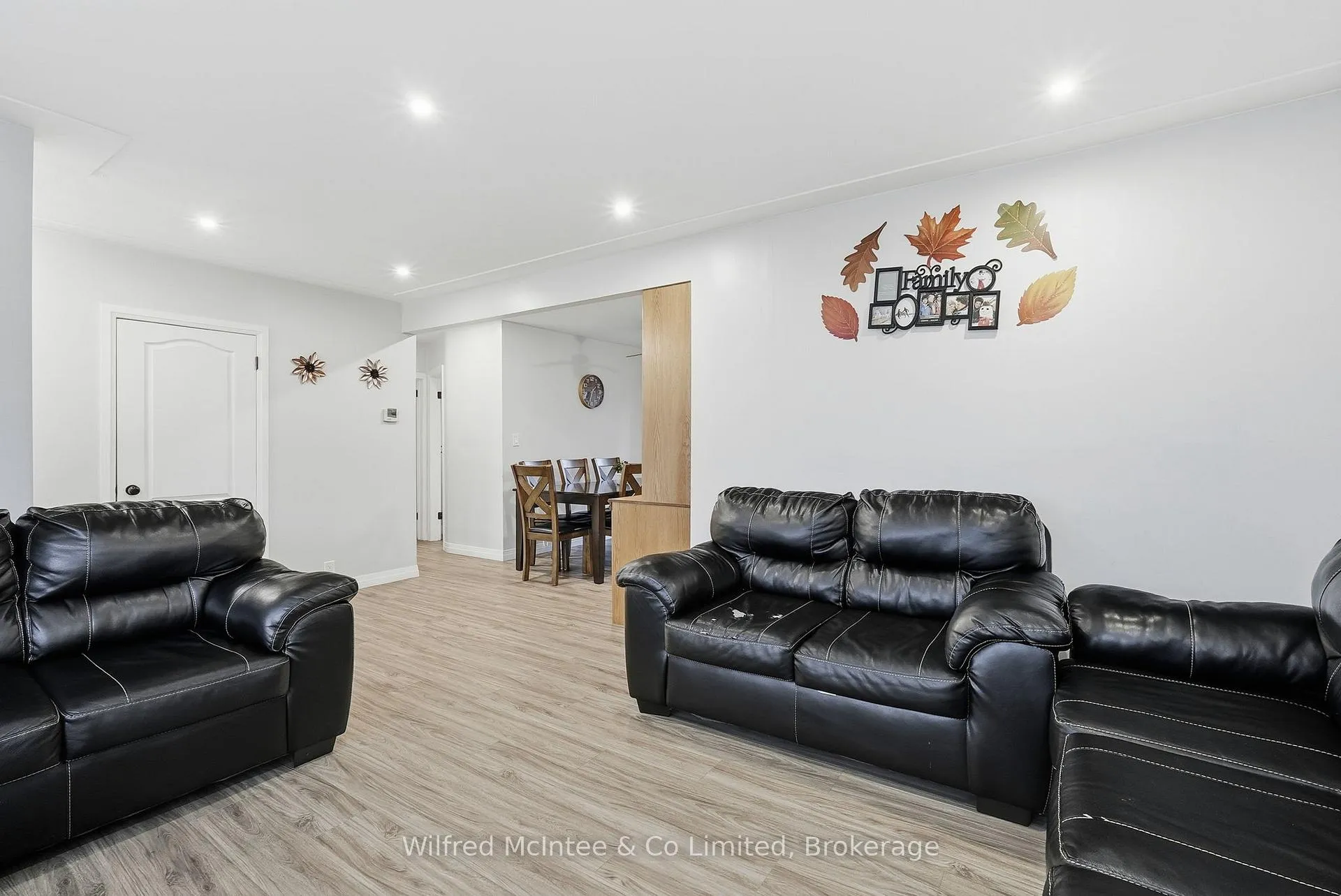 Photo 11 of 856 York Avenue N, North Perth, Listowel — HOMEH