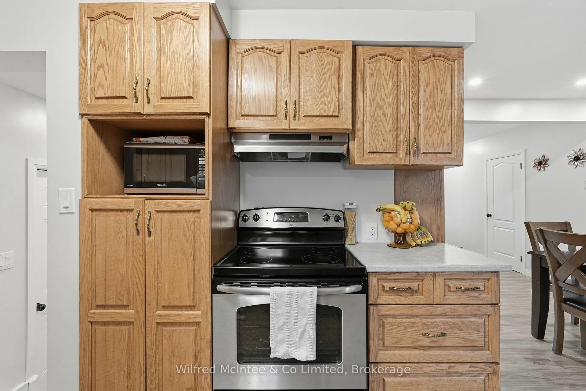 Photo 14 of 856 York Avenue N, North Perth, Listowel — HOMEH