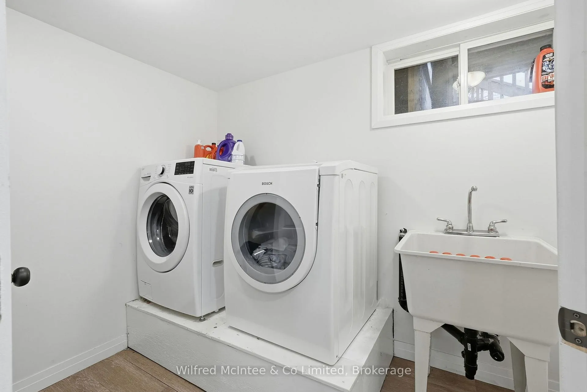 Photo 23 of 856 York Avenue N, North Perth, Listowel — HOMEH