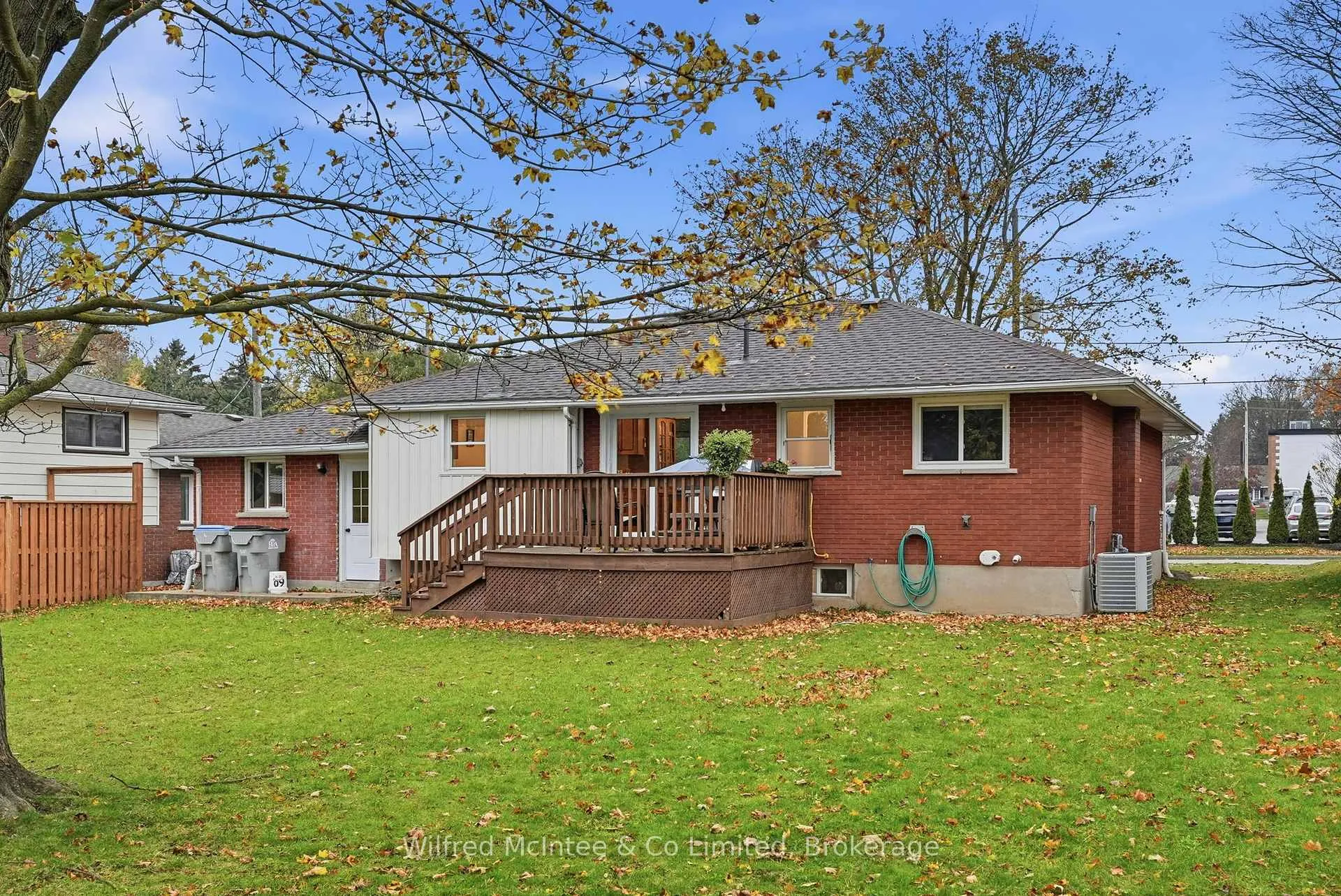 Photo 26 of 856 York Avenue N, North Perth, Listowel — HOMEH