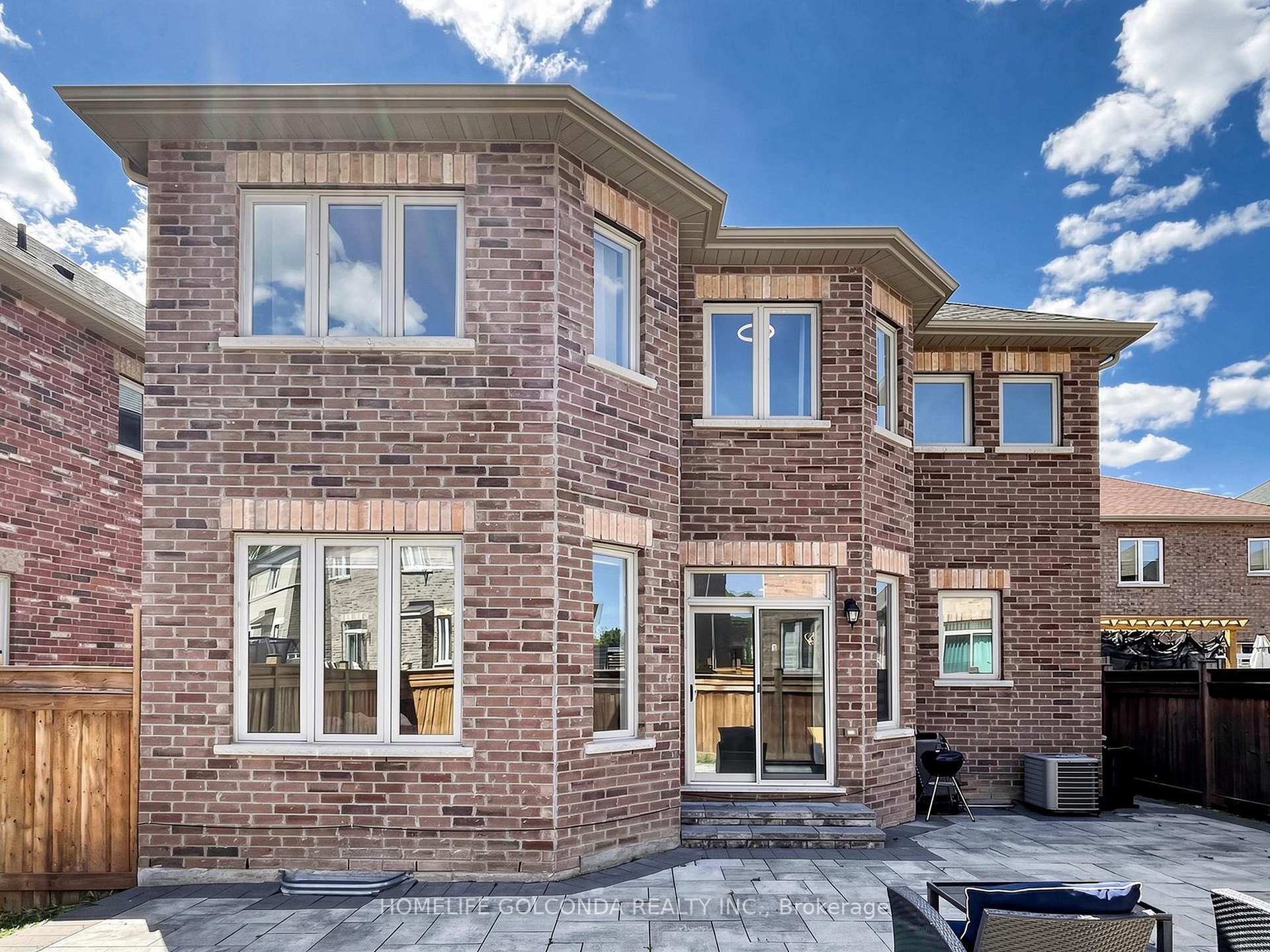 Photo 46 of 31 Bolsby Court, Aurora, Rural Aurora — HOMEH