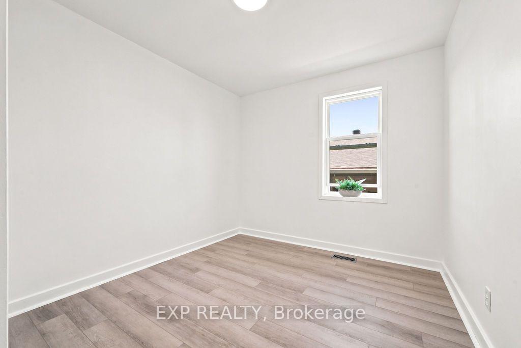 Photo 29 of 399 Haig Avenue, Renfrew, Renfrew — HOMEH