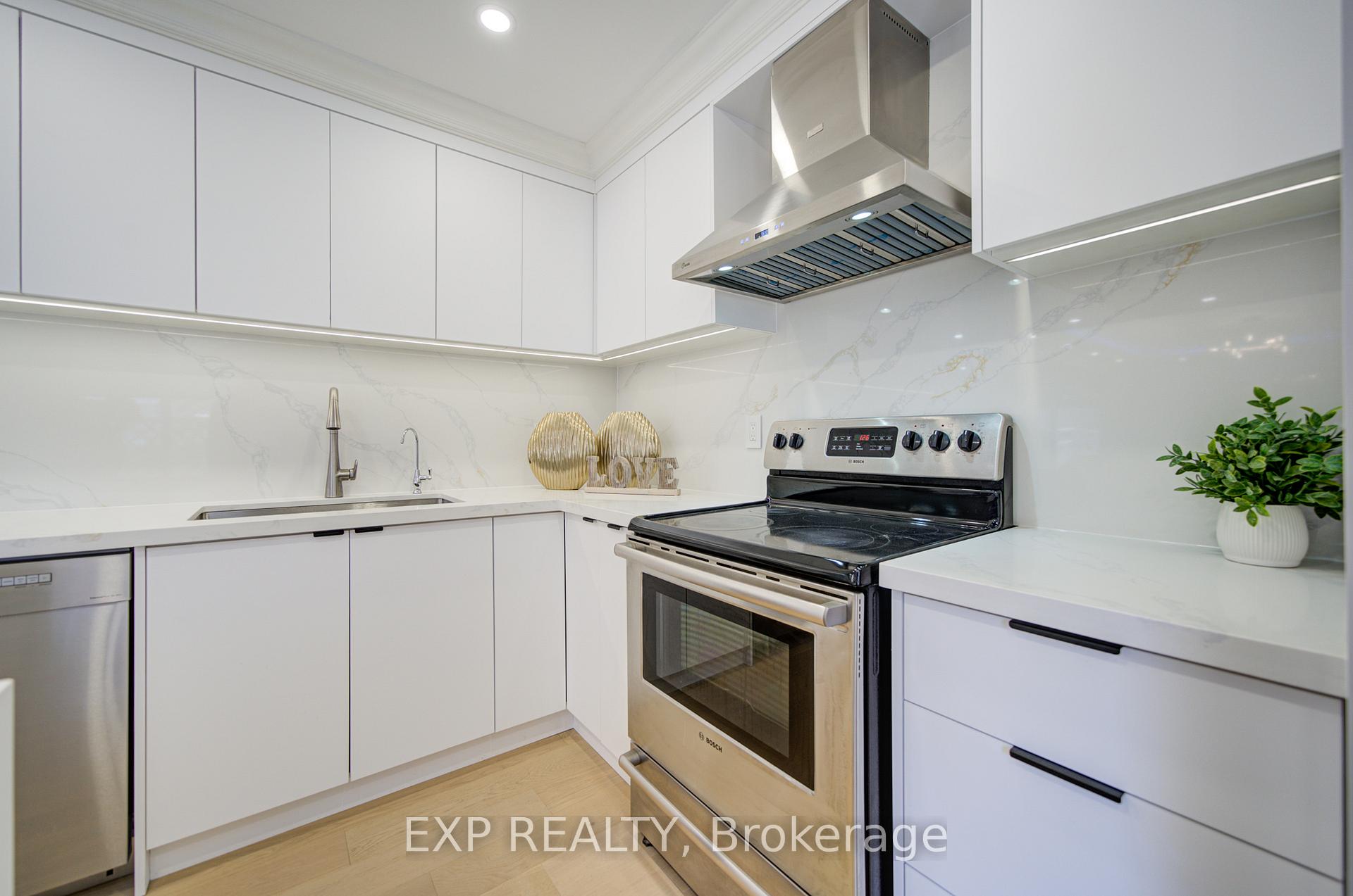 Photo 22 of 66 Page Crescent, Markham, Milliken Mills East — HOMEH