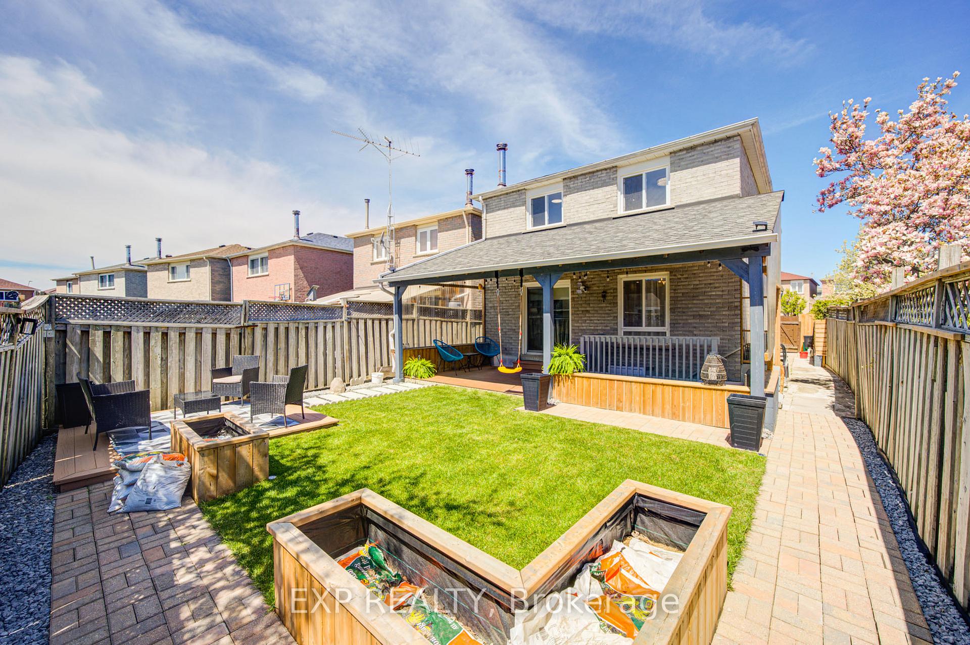 Photo 39 of 66 Page Crescent, Markham, Milliken Mills East — HOMEH