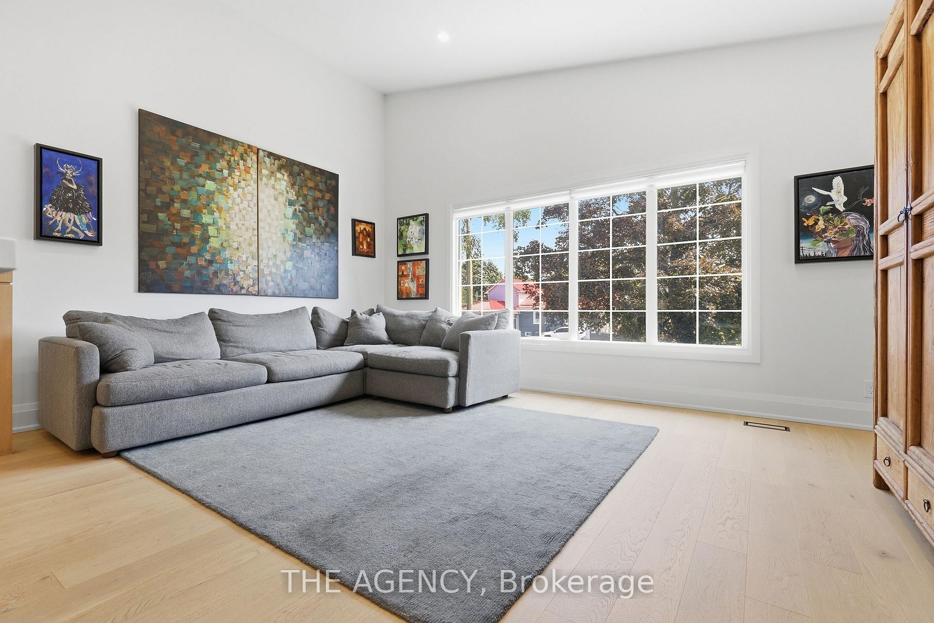 Photo 16 of 364 Adelaide Avenue E, Oshawa, O'Neill — HOMEH