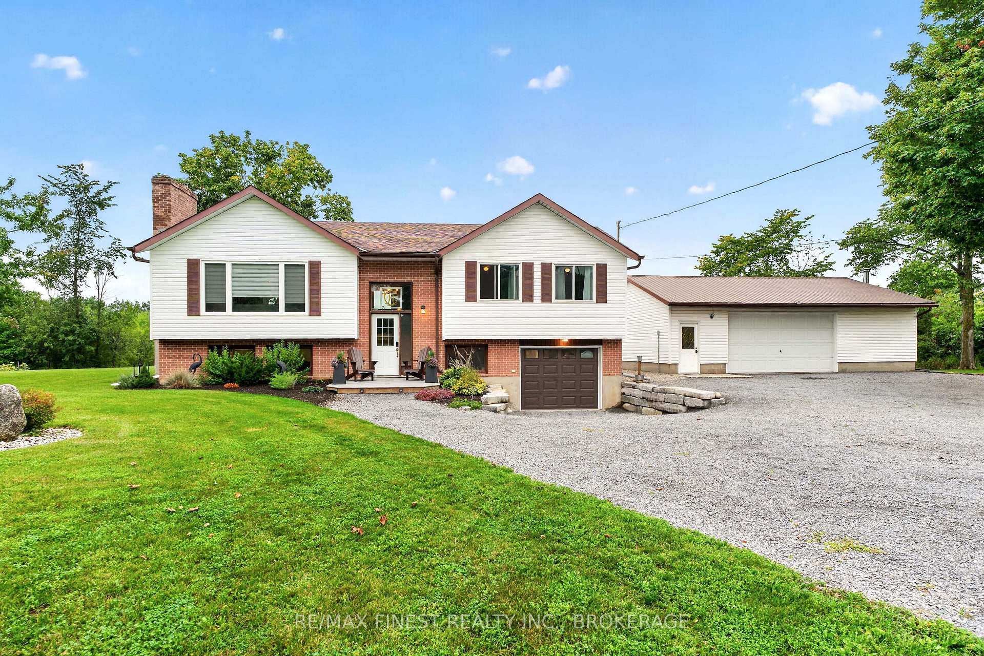 Photo 2 of 2359 Keeley Road, Frontenac, Frontenac South — HOMEH