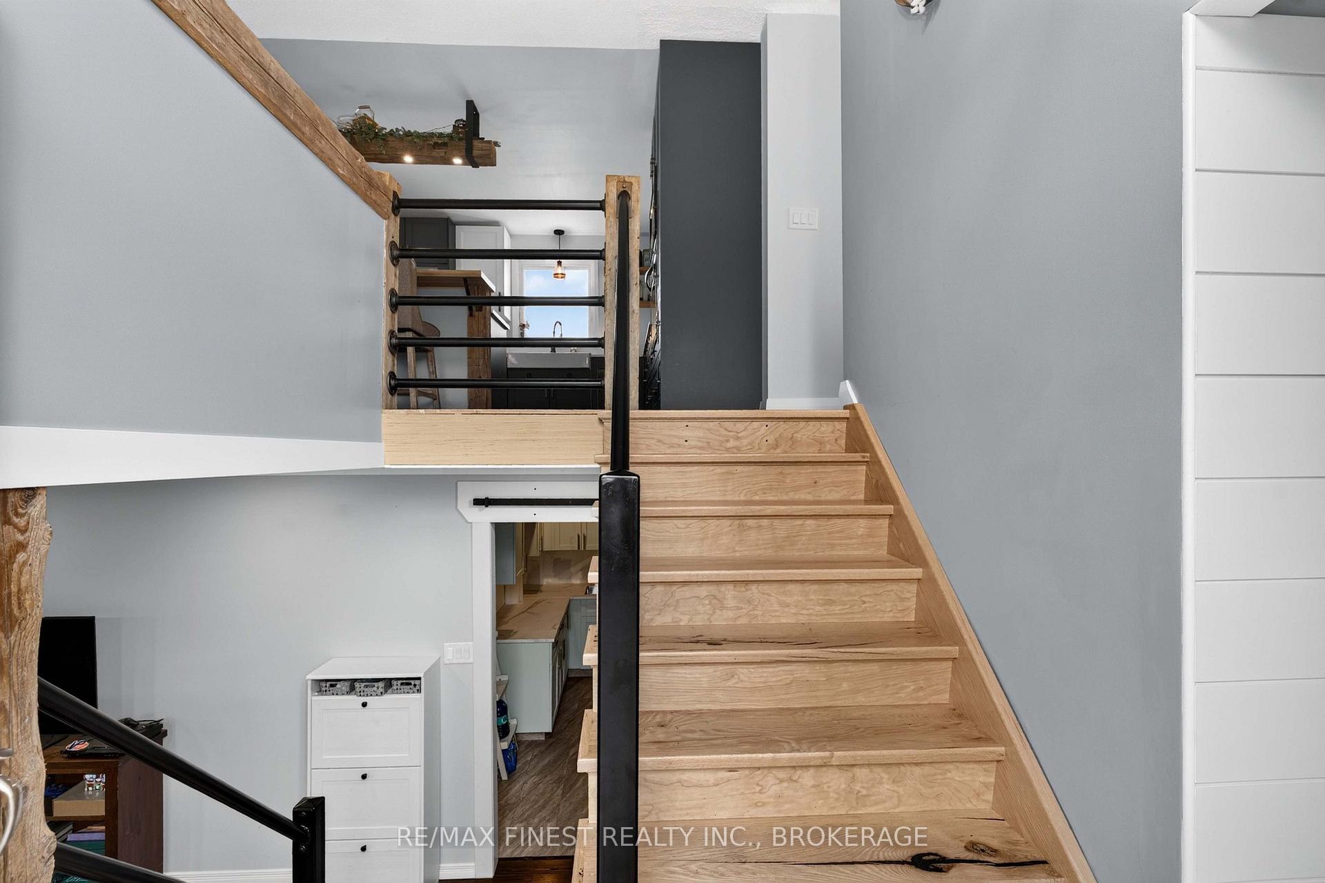 Photo 5 of 2359 Keeley Road, Frontenac, Frontenac South — HOMEH