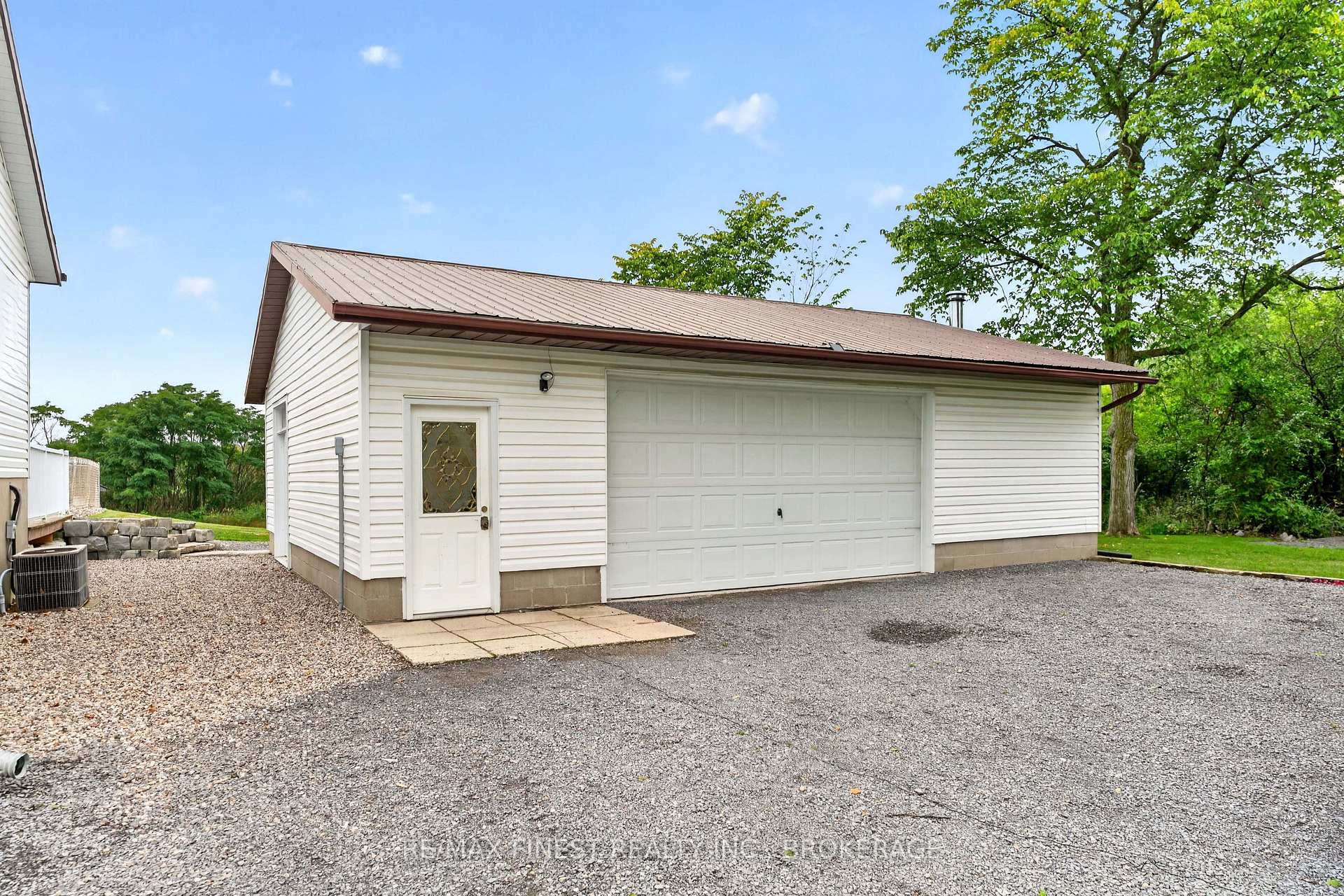 Photo 31 of 2359 Keeley Road, Frontenac, Frontenac South — HOMEH