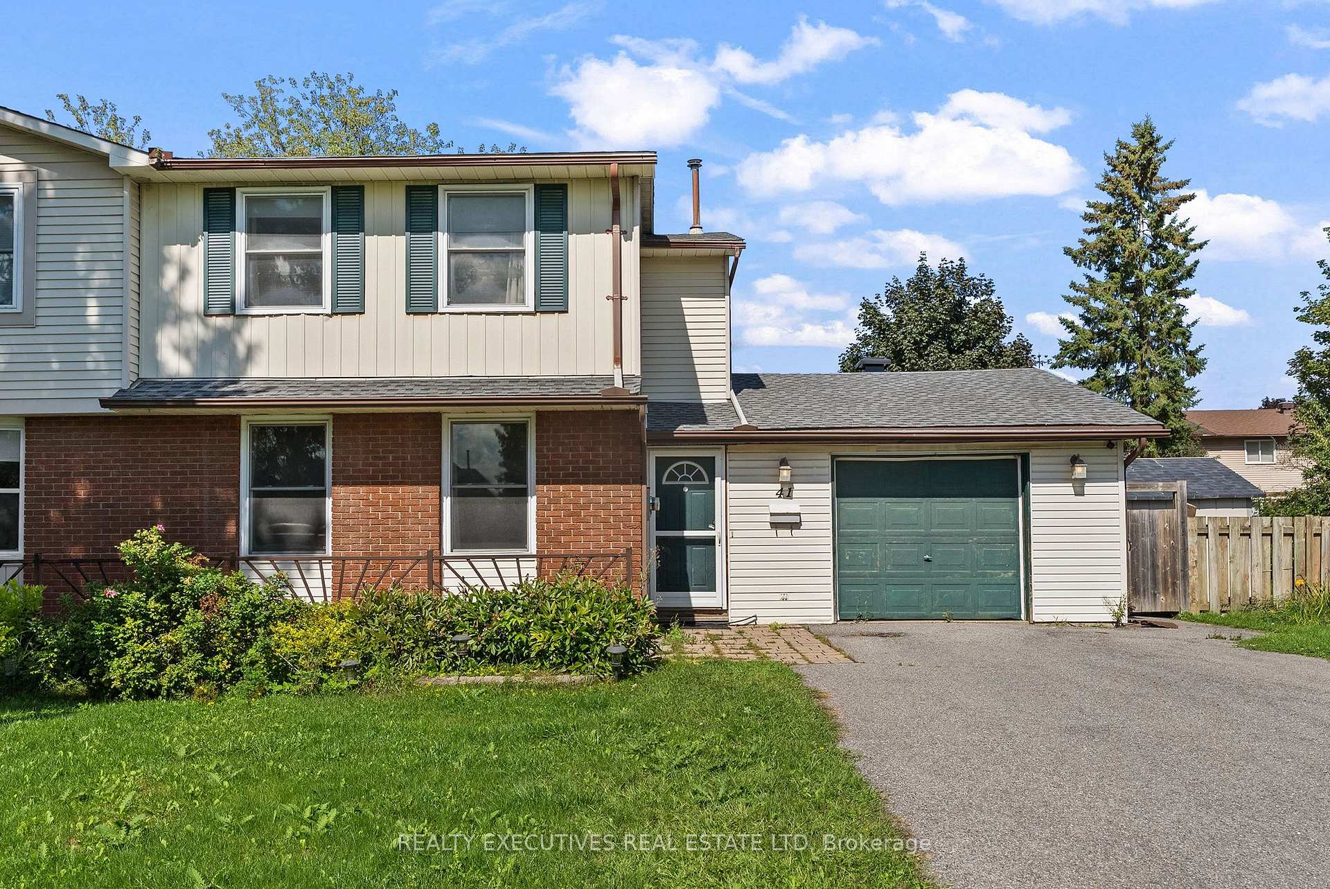 Photo 2 of 41 Winchester Drive, Ottawa, Kanata - Glencairn/Hazeldean — HOMEH