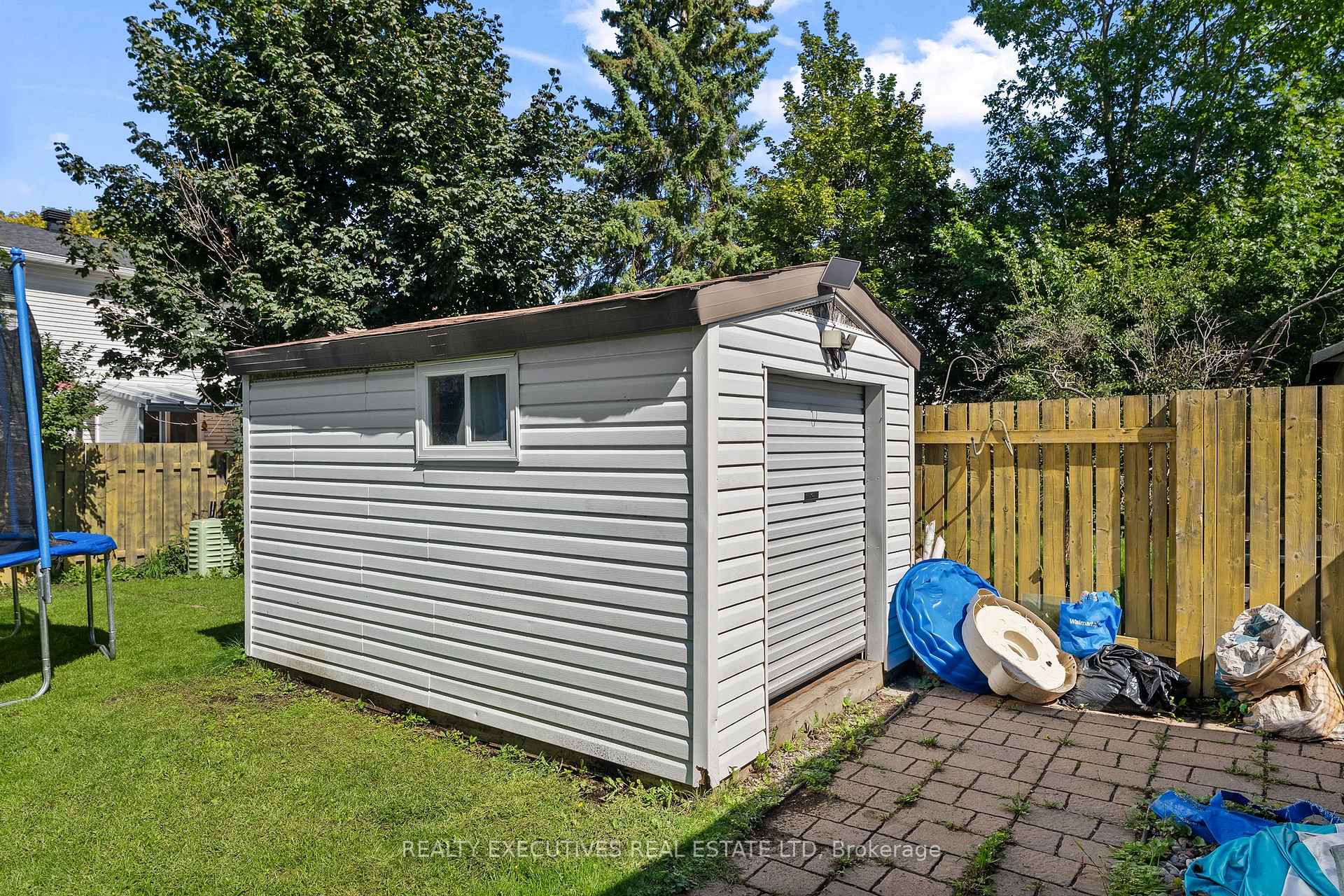 Photo 36 of 41 Winchester Drive, Ottawa, Kanata - Glencairn/Hazeldean — HOMEH