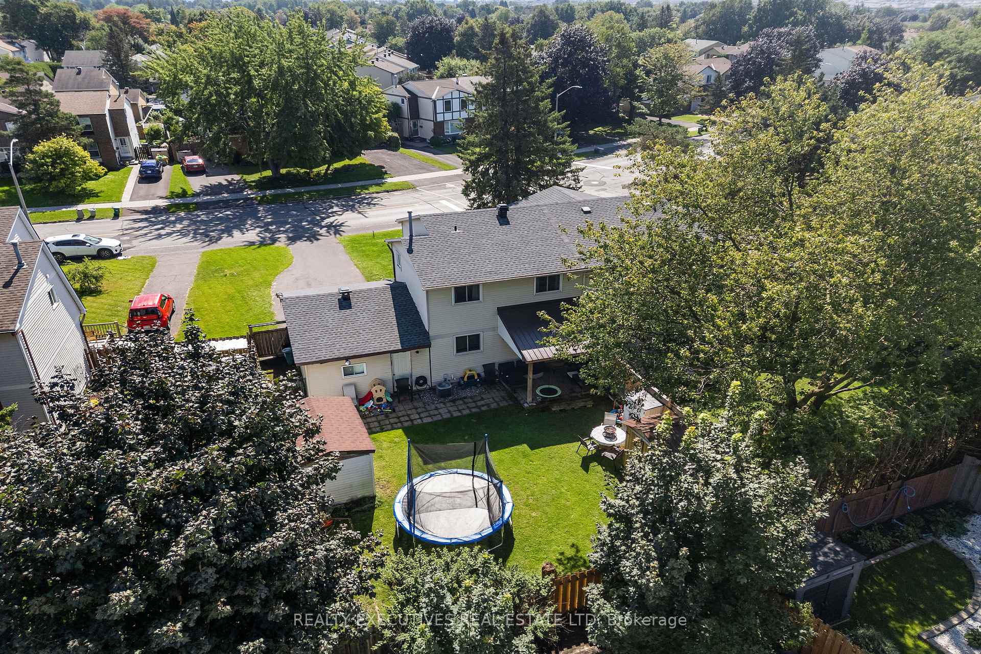 Photo 38 of 41 Winchester Drive, Ottawa, Kanata - Glencairn/Hazeldean — HOMEH