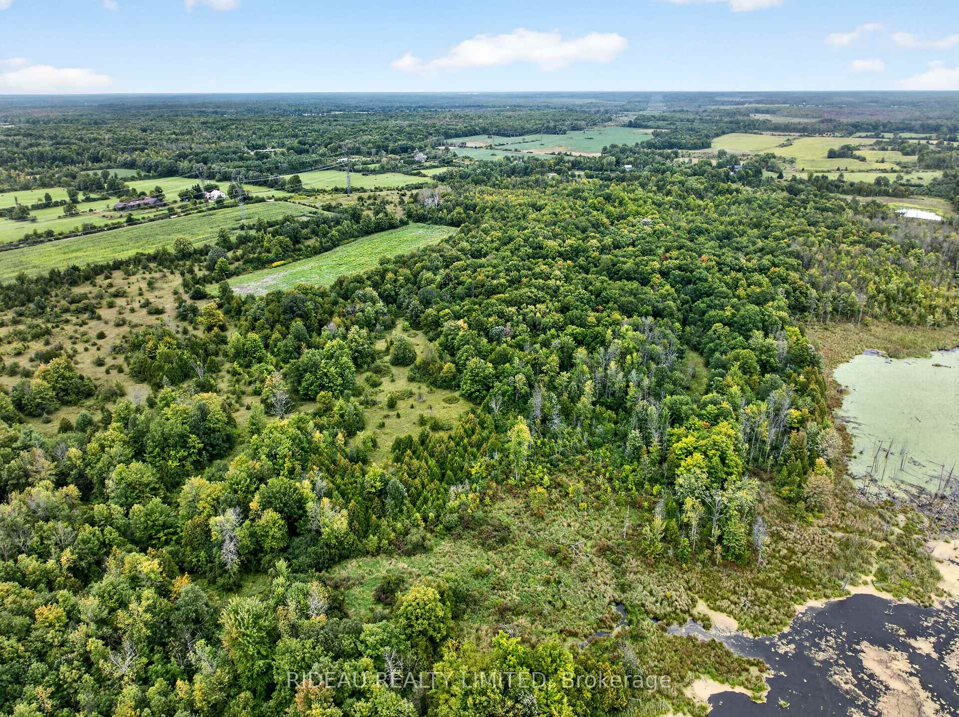 Photo 6 of 2011 Fairview Road, Rideau Lakes, Rideau Lakes (Bastard) Twp — HOMEH