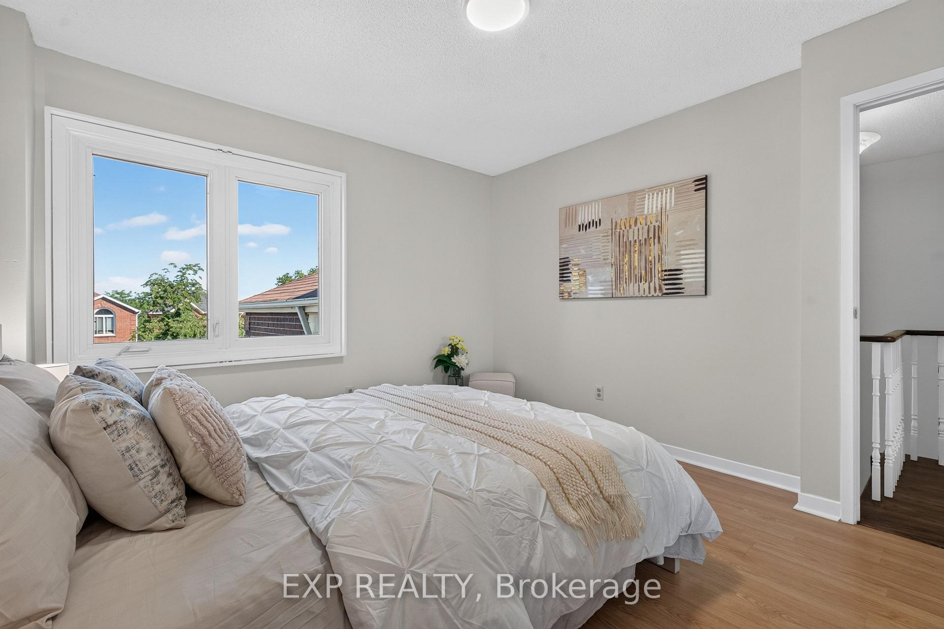 Photo 63 of 109 Winding Lane, Vaughan, Crestwood-Springfarm-Yorkhill — HOMEH