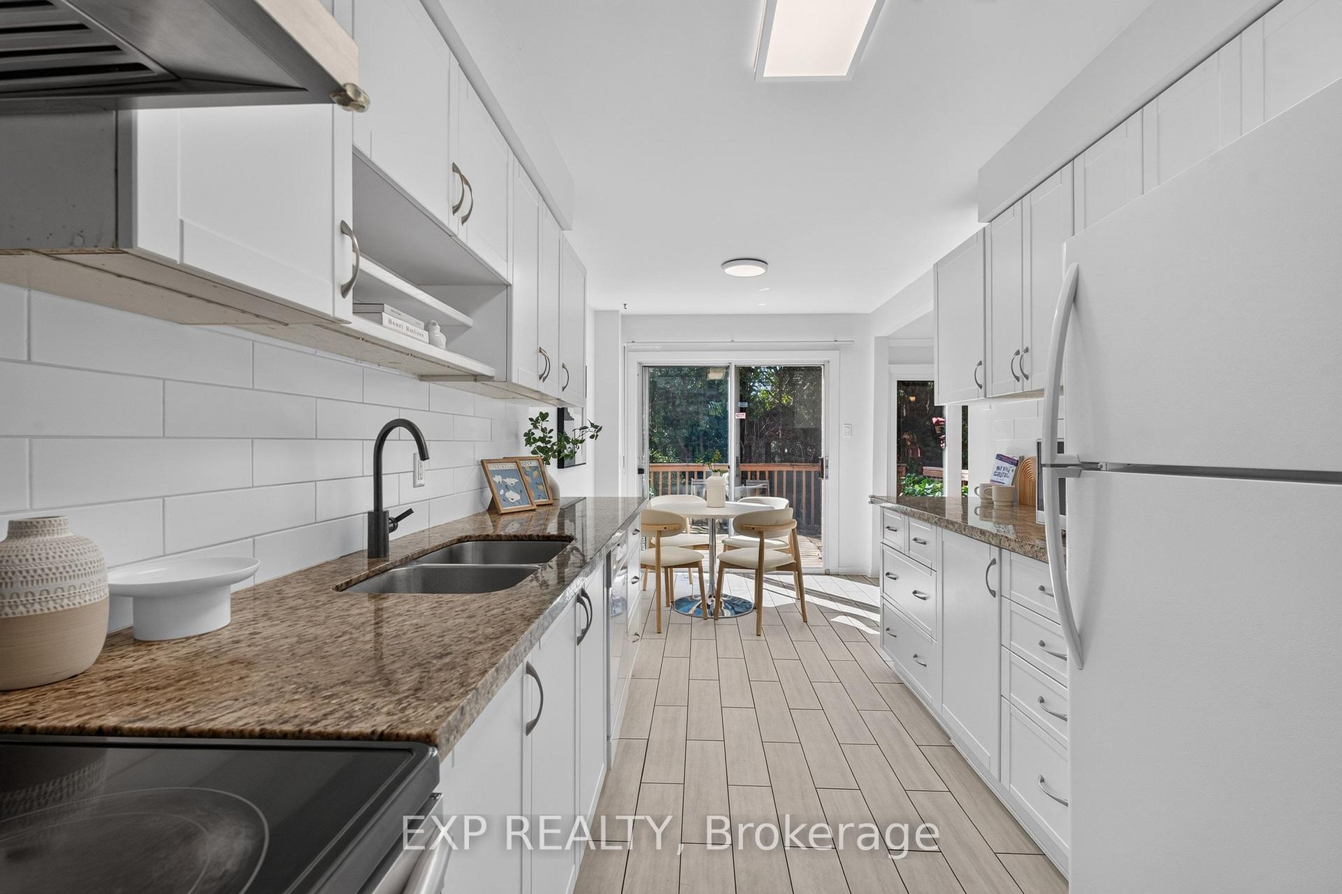 Photo 46 of 109 Winding Lane, Vaughan, Crestwood-Springfarm-Yorkhill — HOMEH