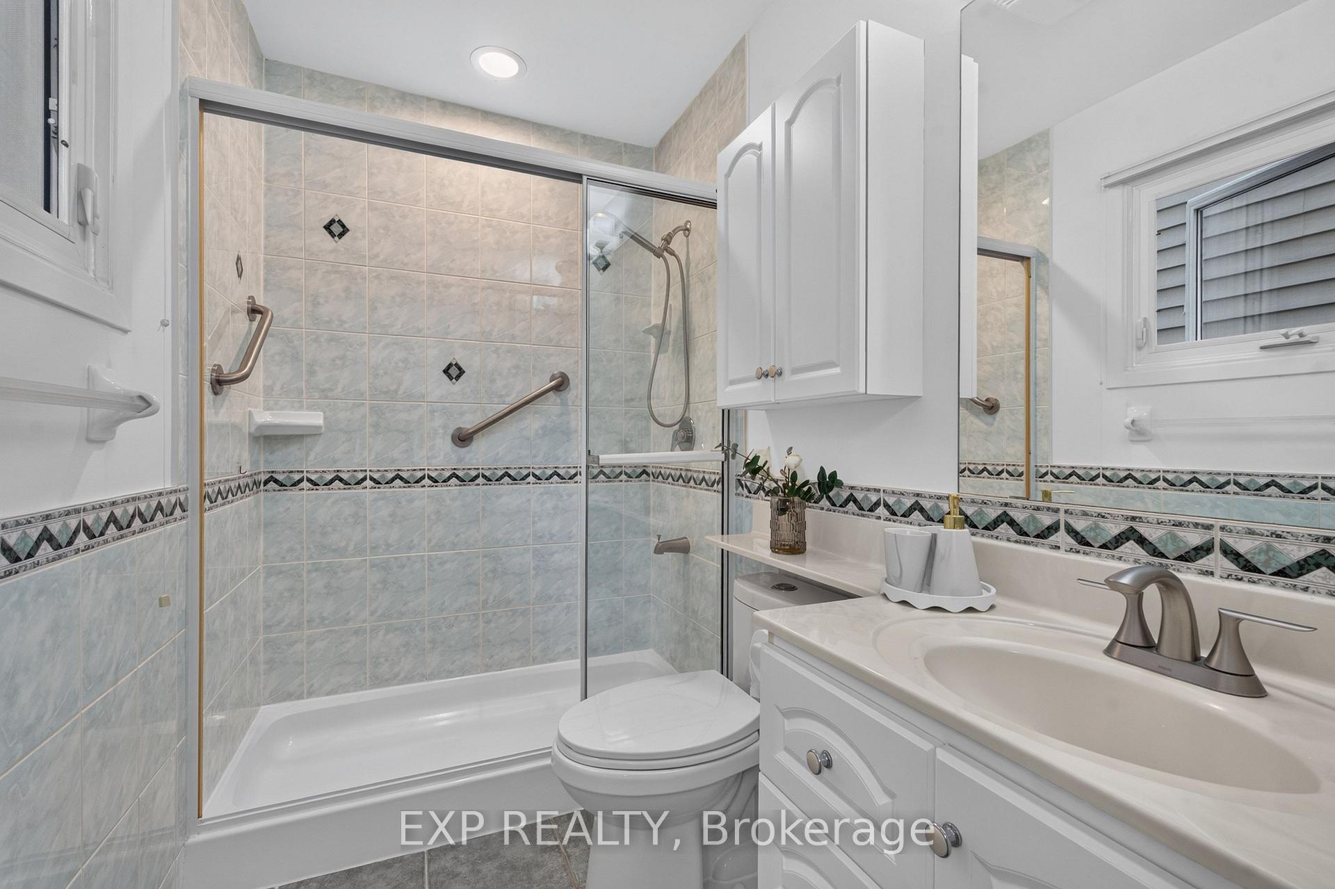 Photo 78 of 109 Winding Lane, Vaughan, Crestwood-Springfarm-Yorkhill — HOMEH
