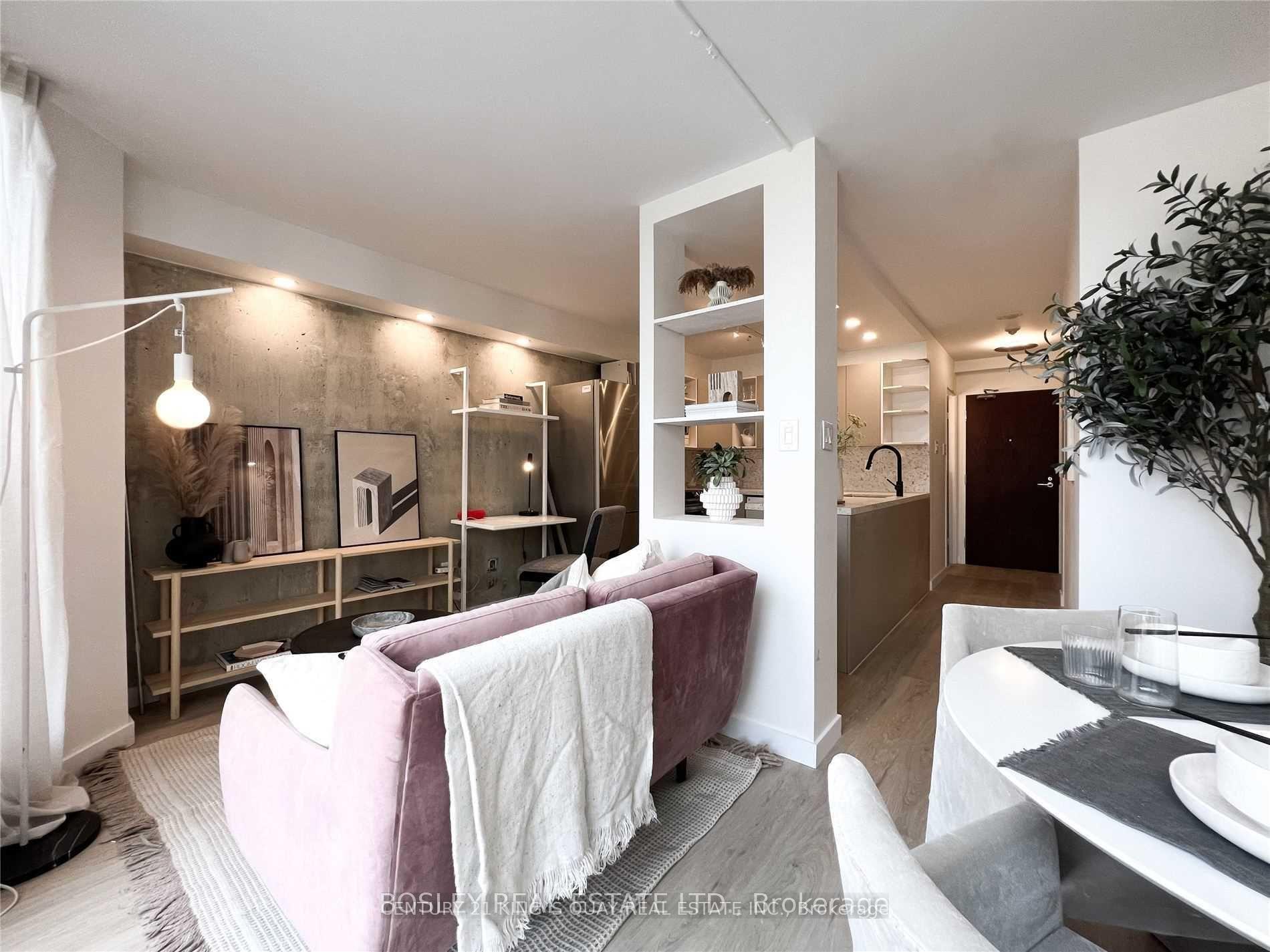 Photo 18 of Unit 803, 1055 Bay Street, Toronto, Bay Street Corridor — HOMEH