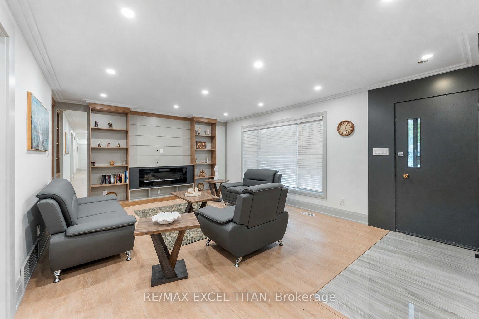 Photo 10 of 66 Marion Crescent, Barrie, Wellington — HOMEH