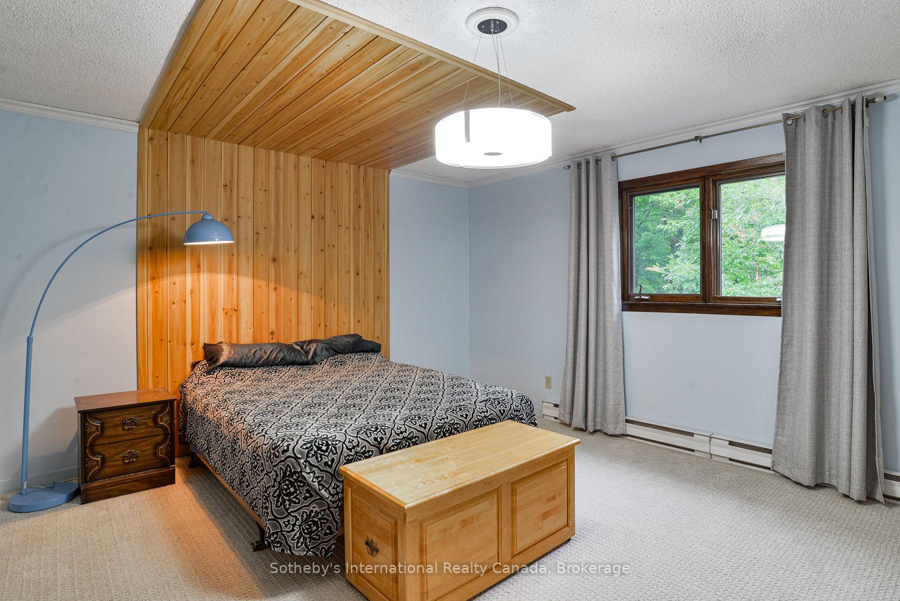 Photo 12 of 55 Denniss Drive, Bracebridge, Macaulay — HOMEH