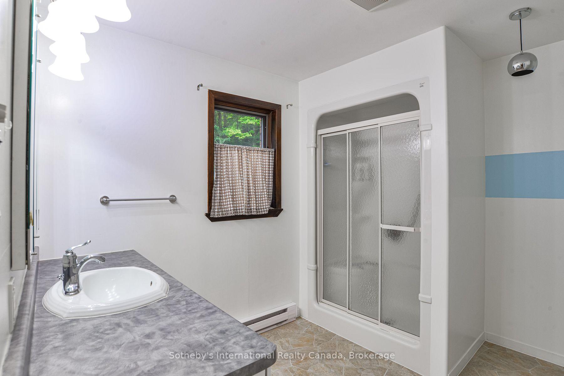 Photo 14 of 55 Denniss Drive, Bracebridge, Macaulay — HOMEH