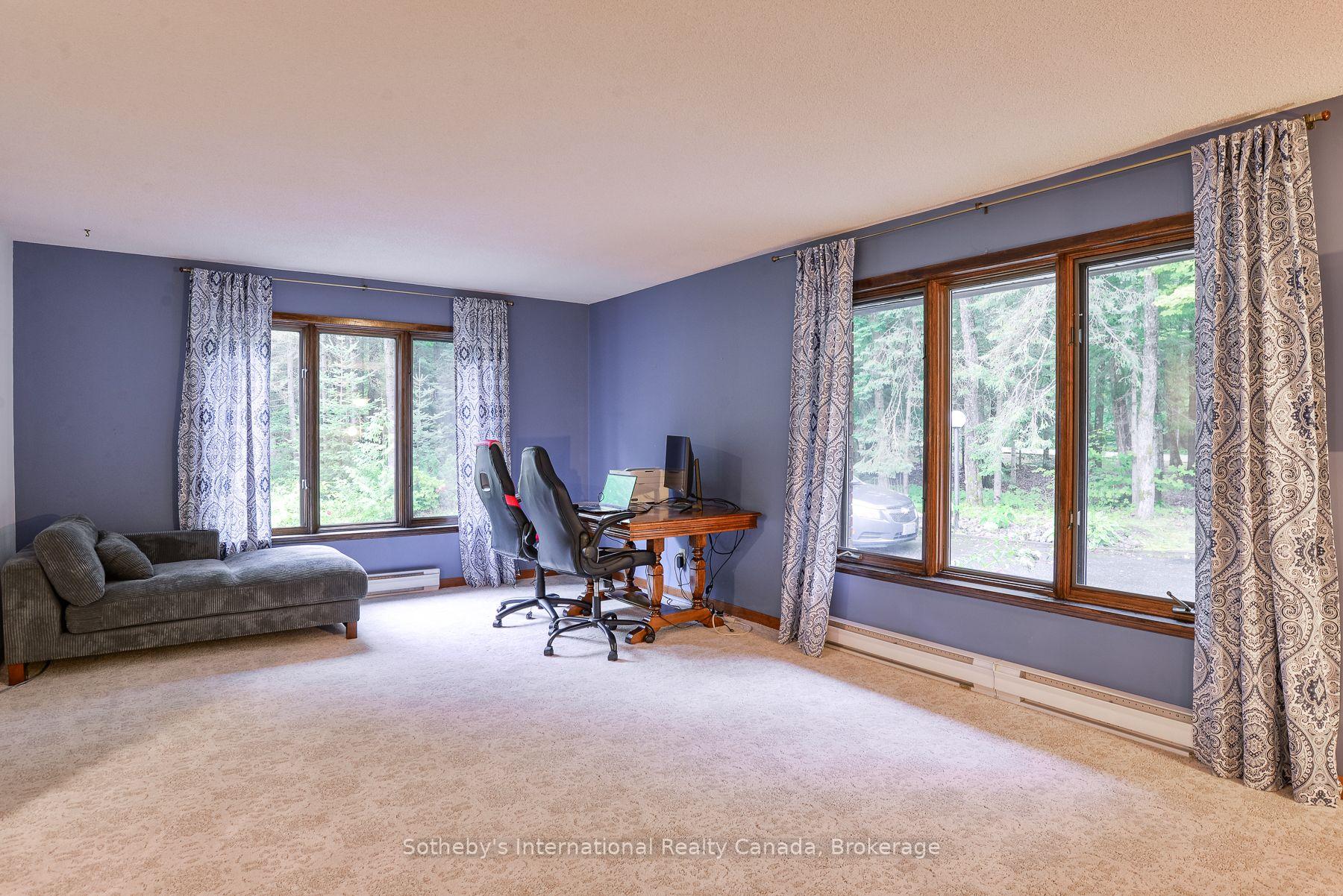 Photo 16 of 55 Denniss Drive, Bracebridge, Macaulay — HOMEH