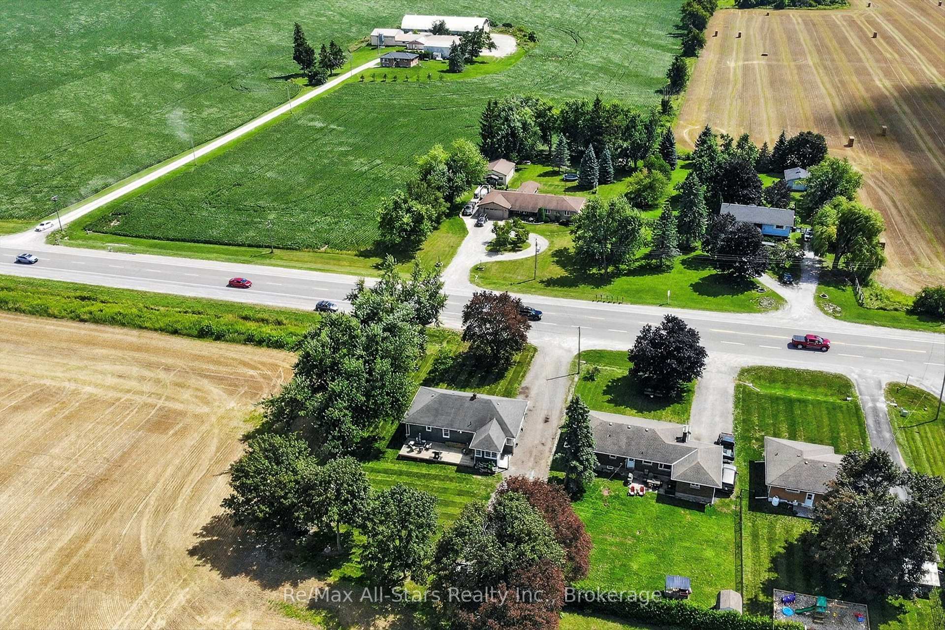 Photo 1 of 981 Highway 7, Kawartha Lakes, Oakwood — HOMEH