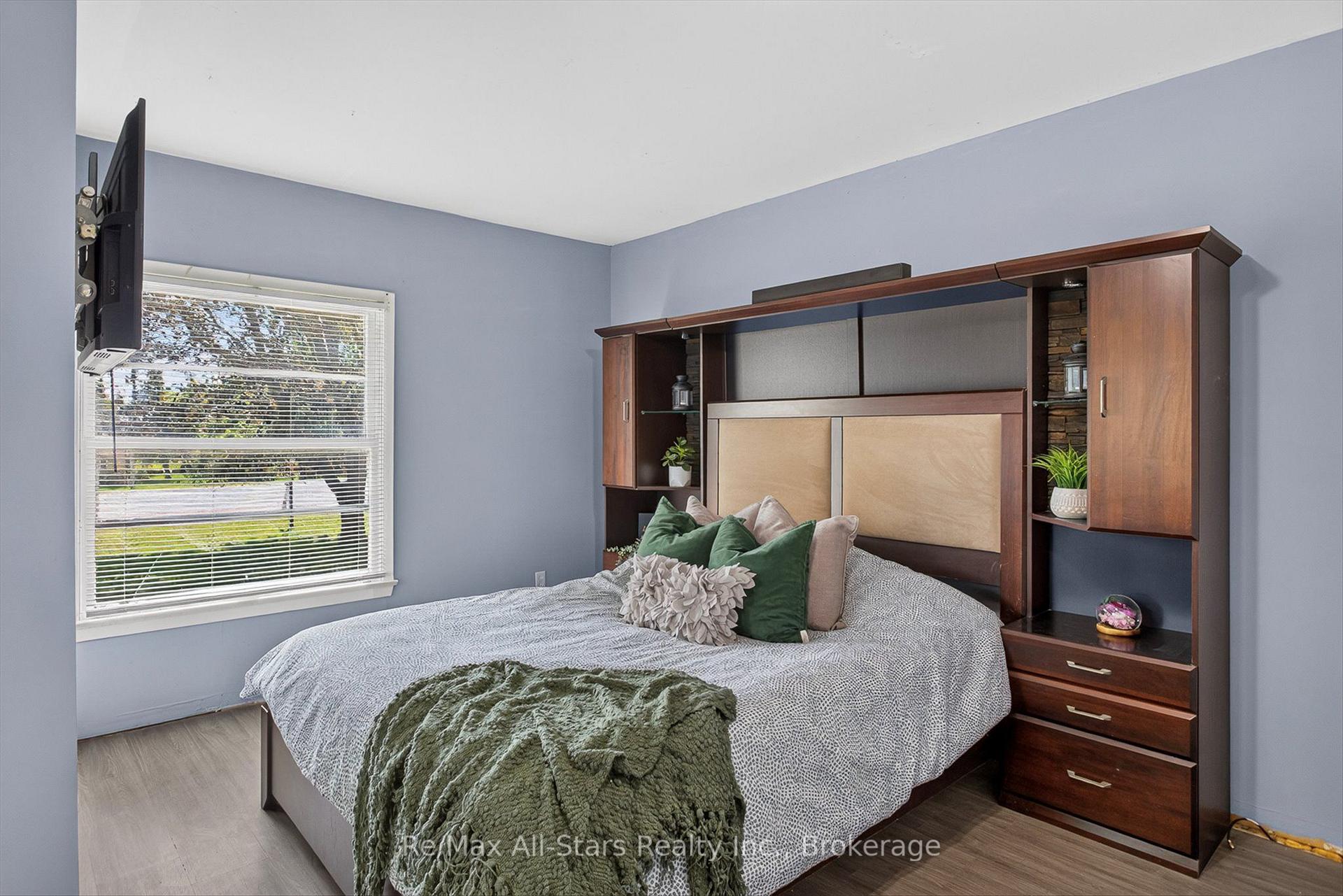 Photo 20 of 981 Highway 7, Kawartha Lakes, Oakwood — HOMEH